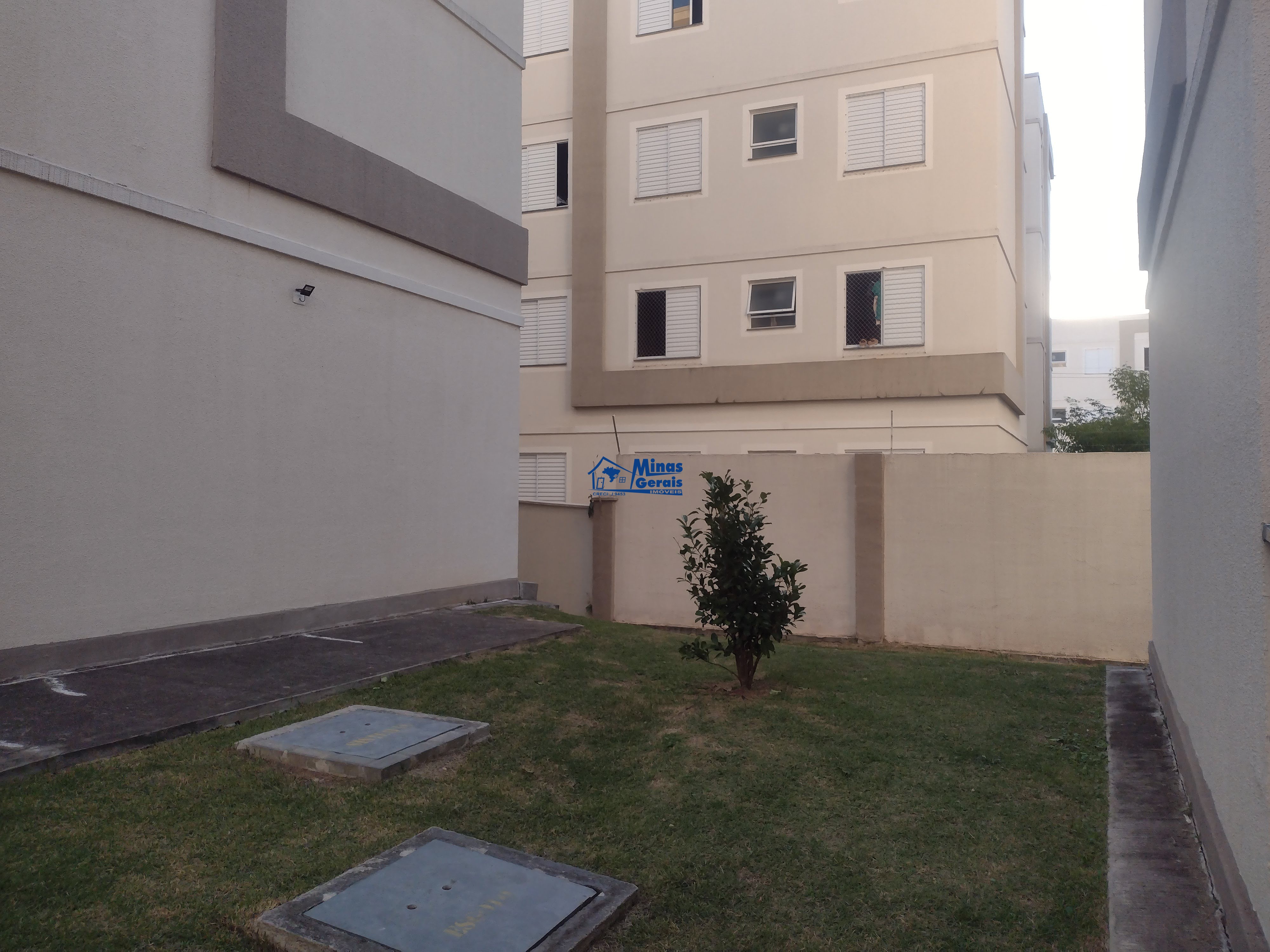 Apartamento à venda com 2 quartos, 43m² - Foto 13