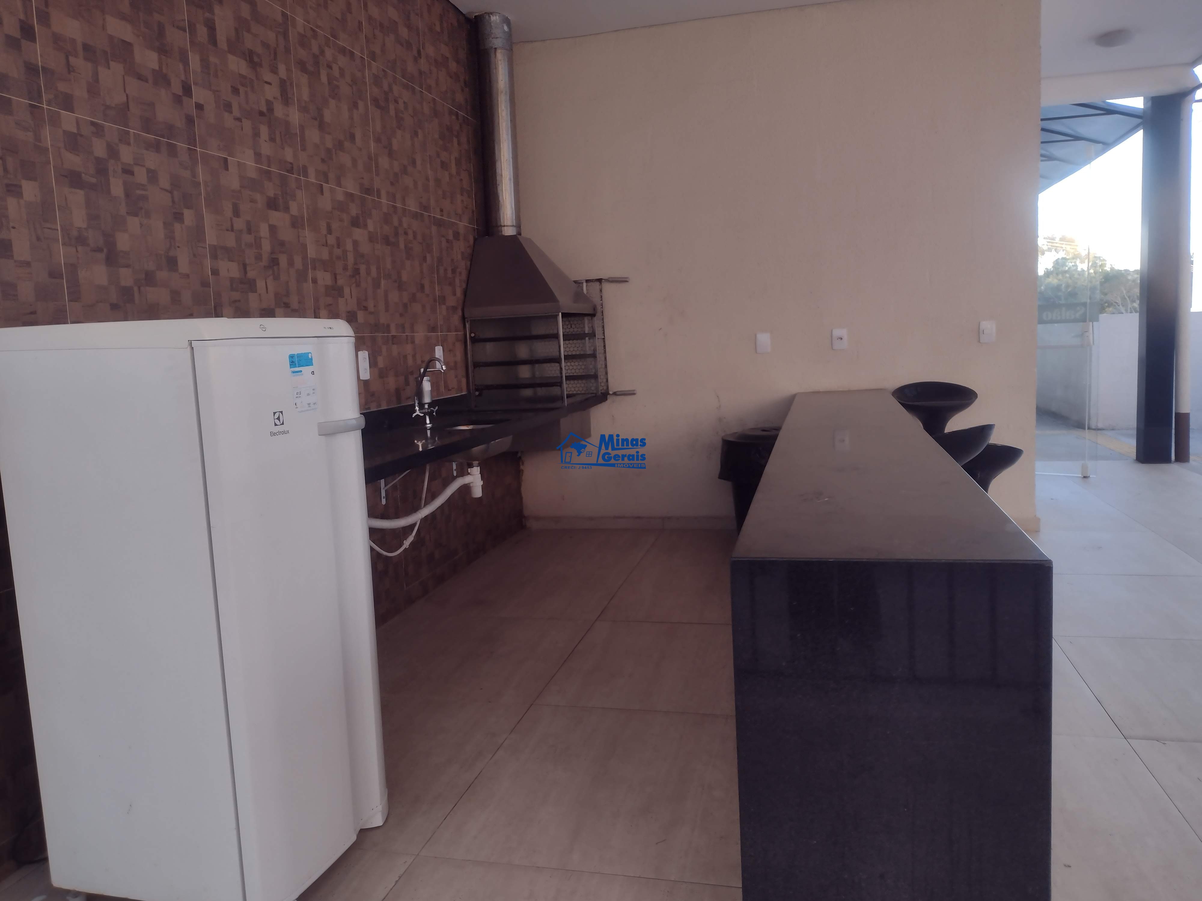 Apartamento à venda com 2 quartos, 43m² - Foto 16