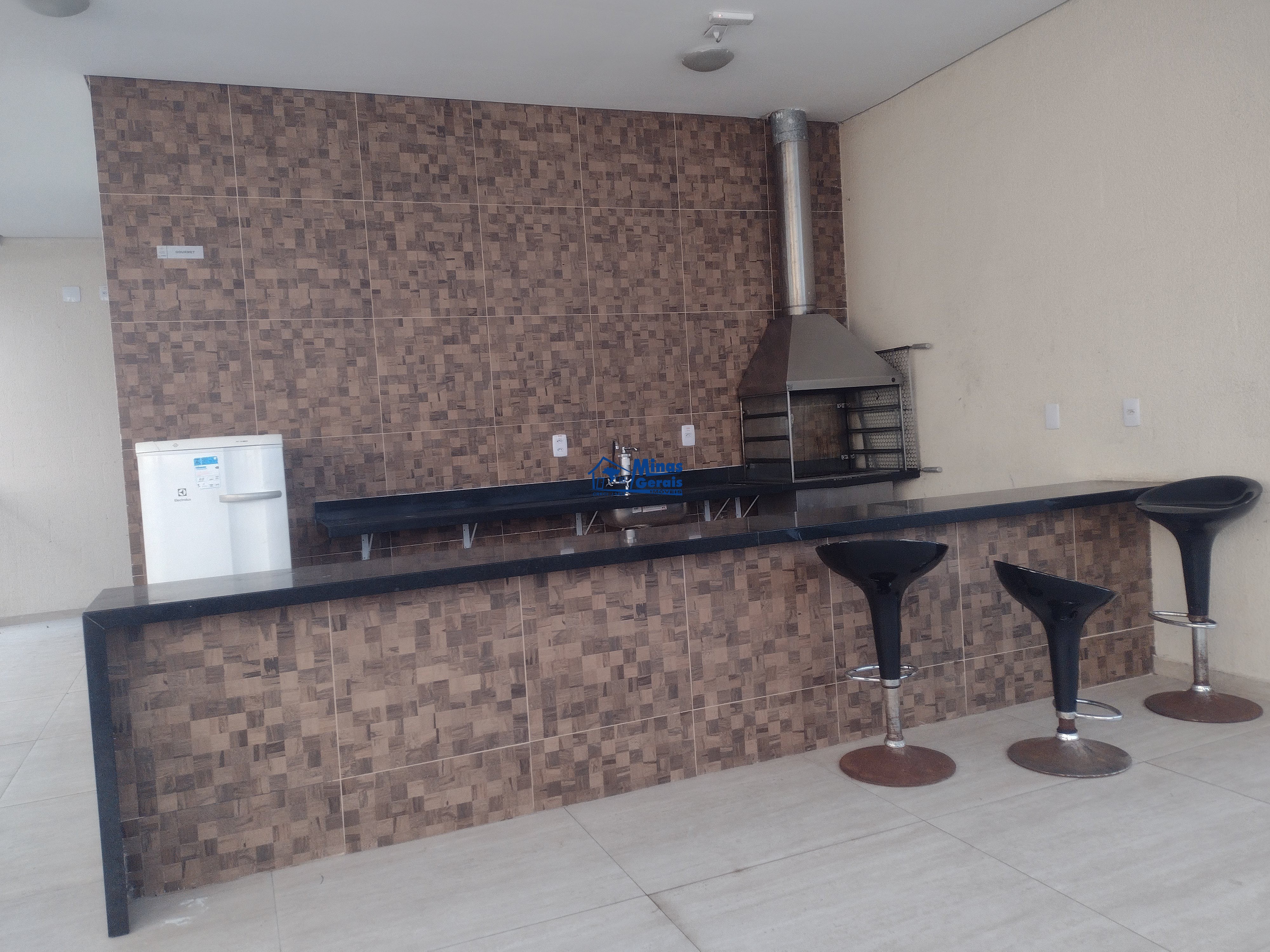 Apartamento à venda com 2 quartos, 43m² - Foto 17