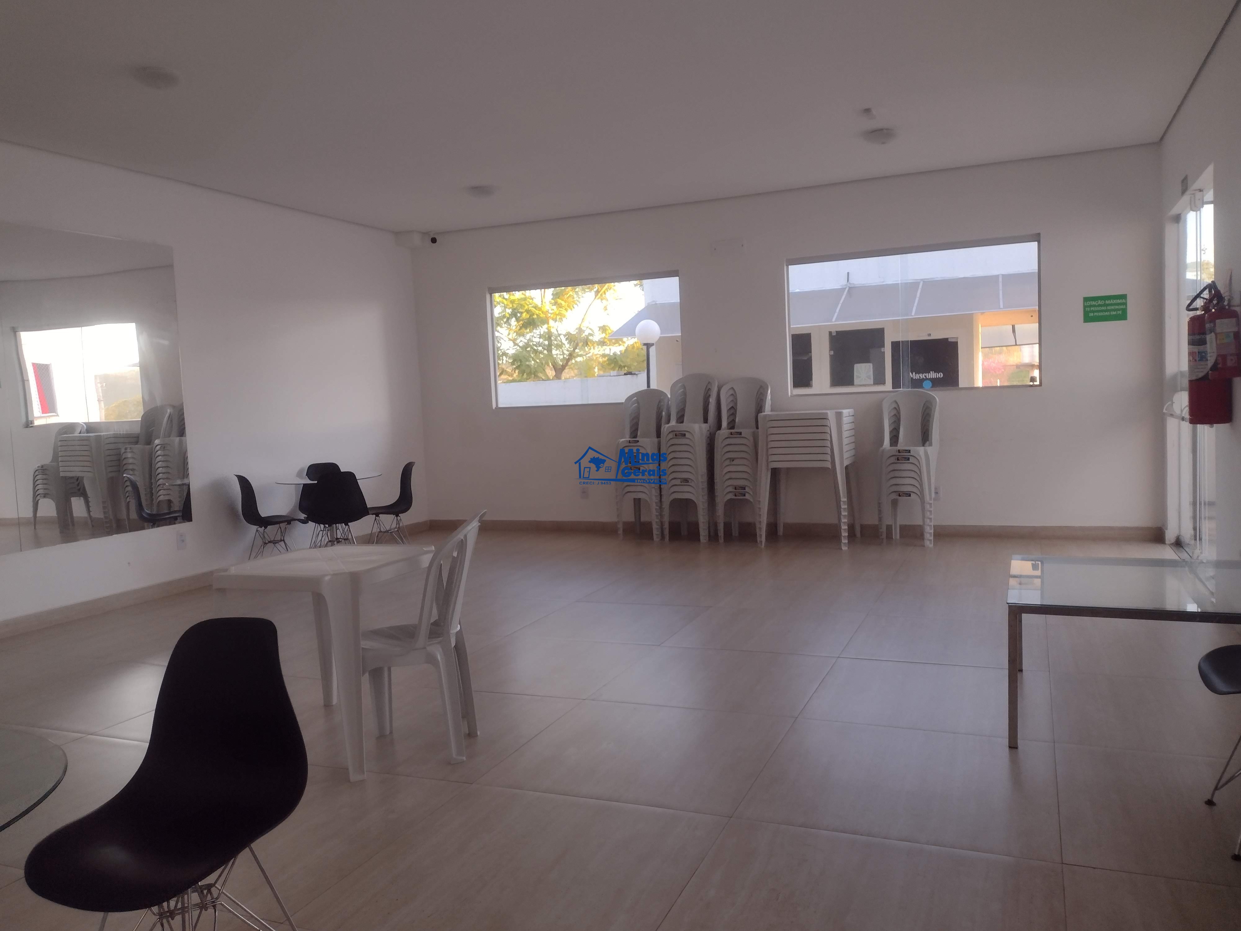 Apartamento à venda com 2 quartos, 43m² - Foto 19