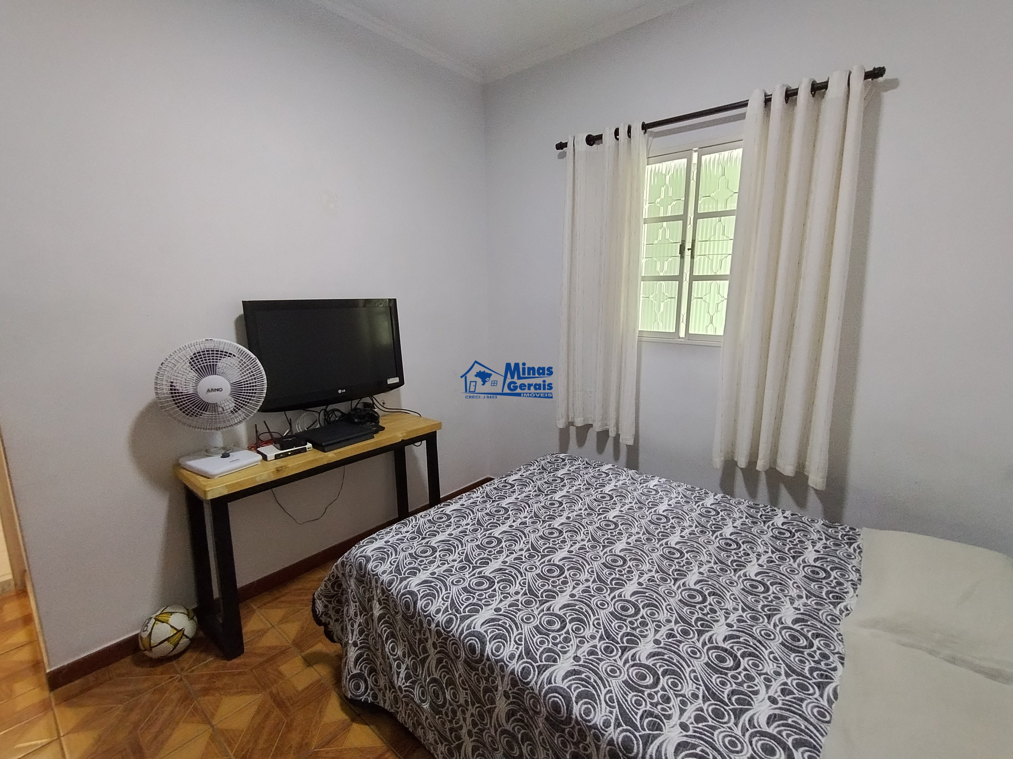 Casa à venda com 3 quartos, 104m² - Foto 14