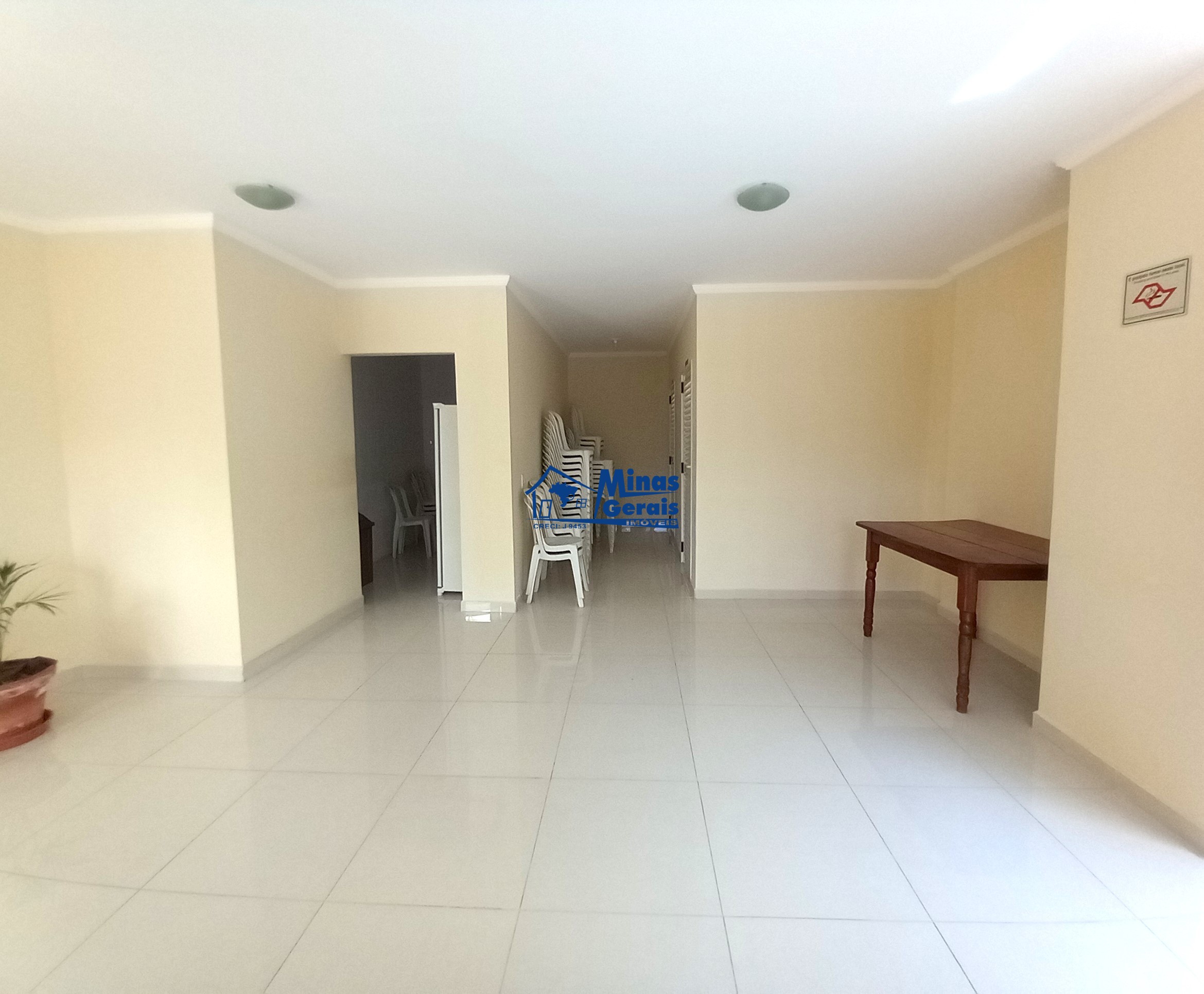 Apartamento para alugar com 2 quartos, 65m² - Foto 6