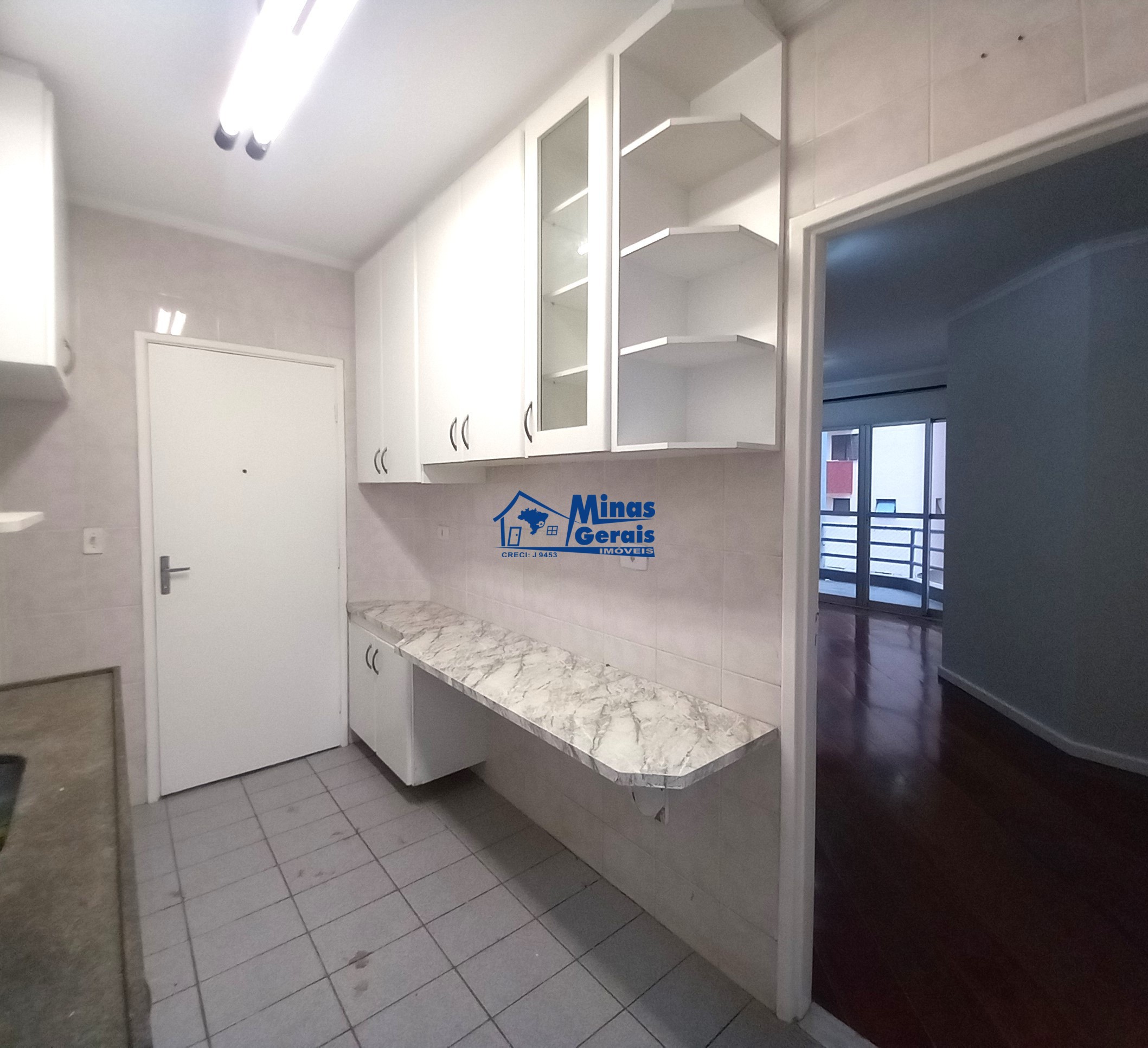 Apartamento para alugar com 3 quartos, 86m² - Foto 13