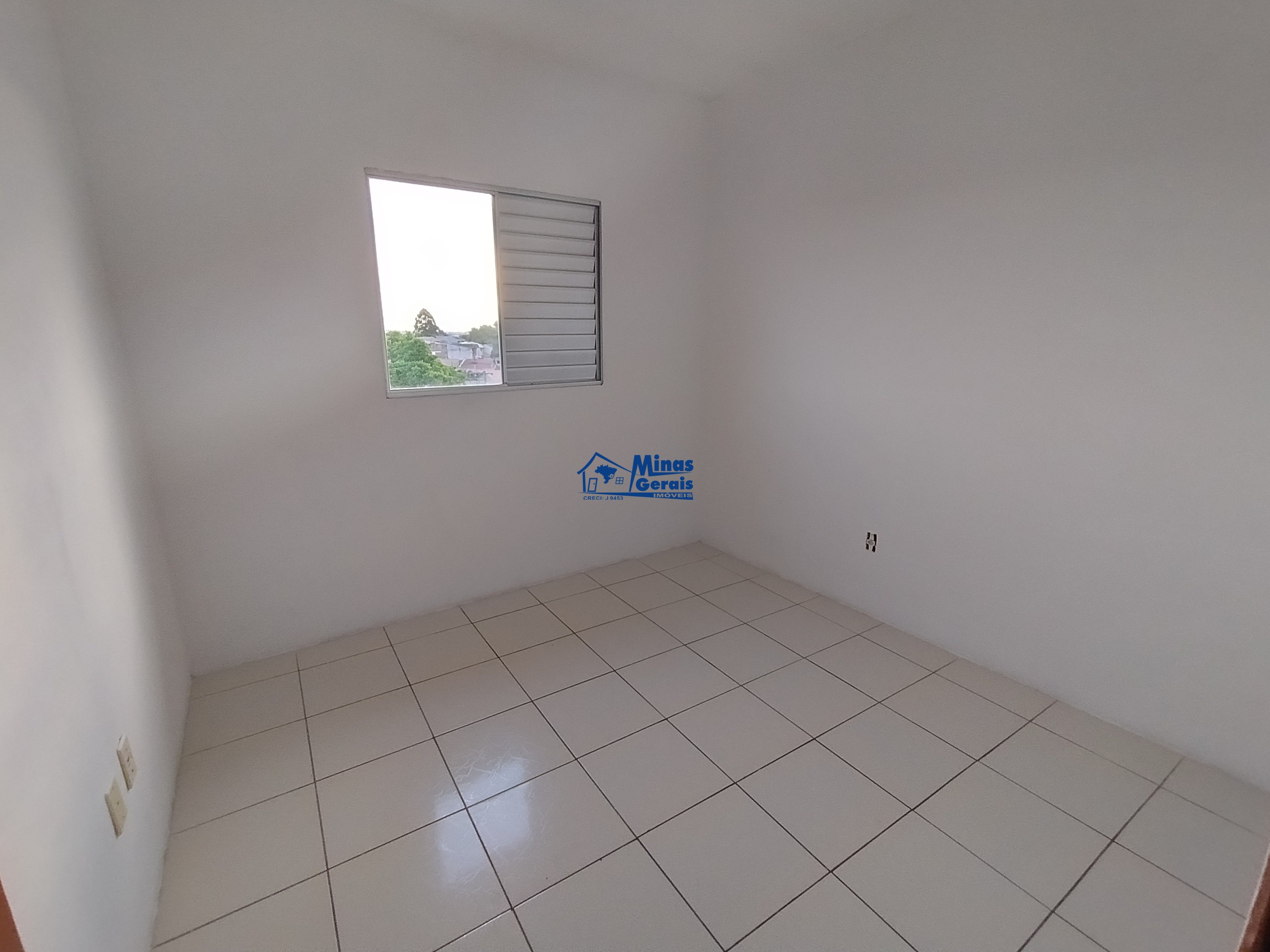 Apartamento para alugar com 2 quartos, 76m² - Foto 7