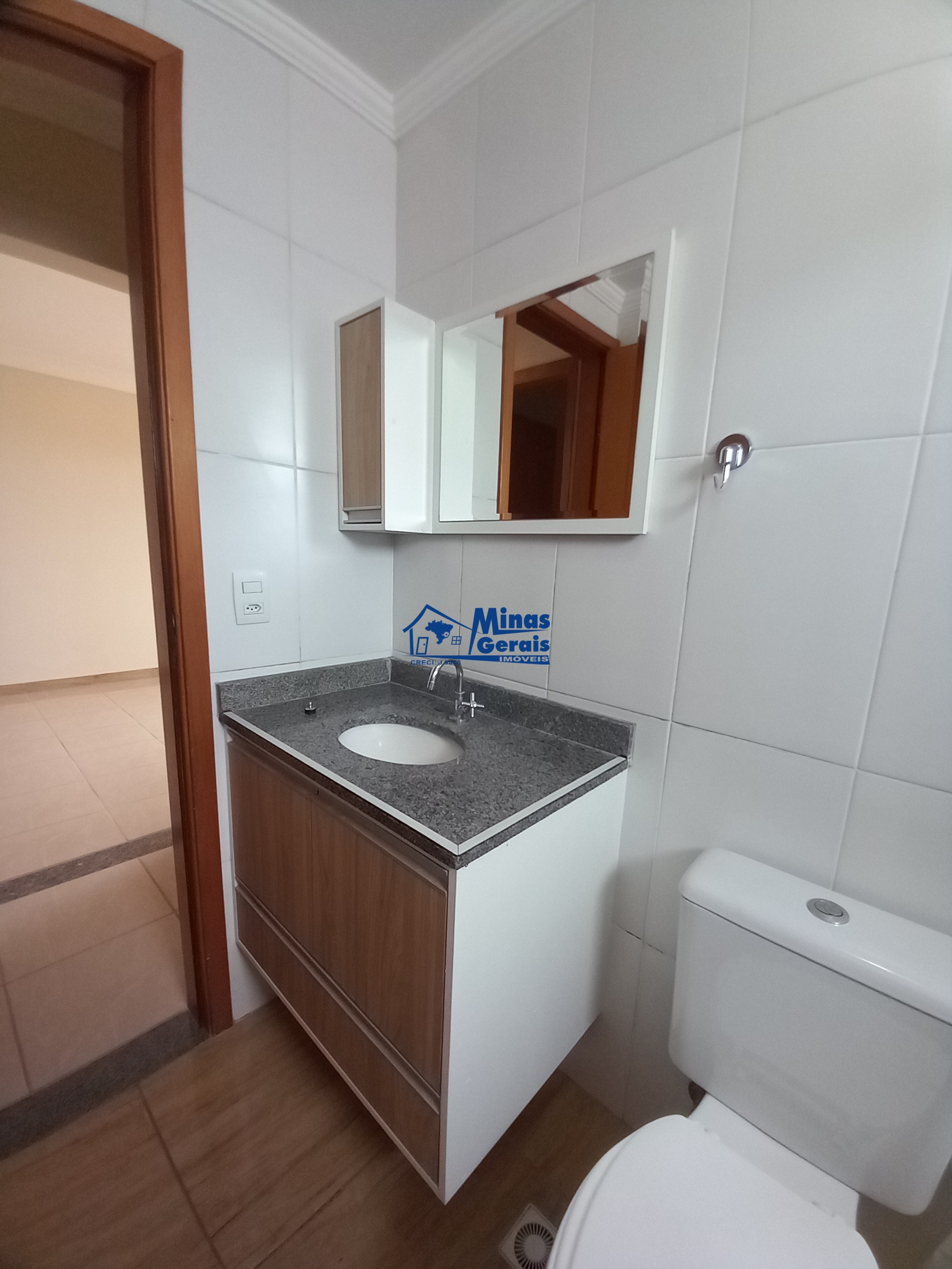 Apartamento para alugar com 2 quartos, 65m² - Foto 28