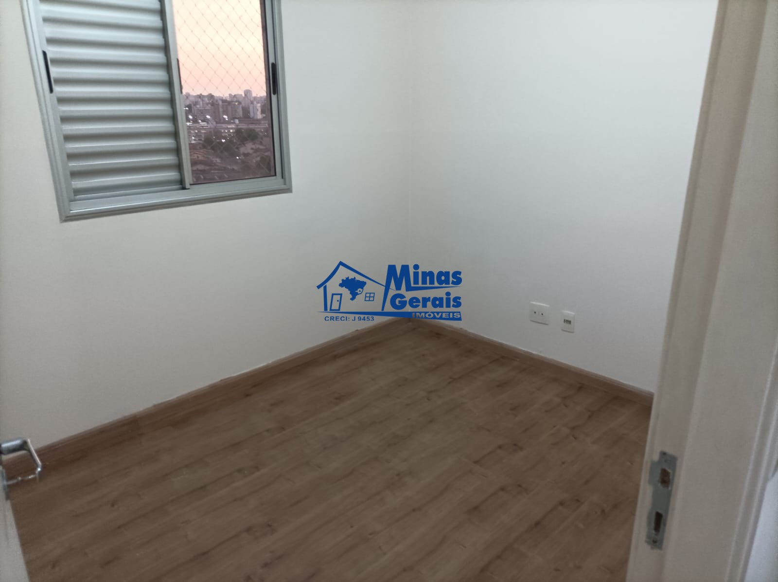 Apartamento à venda com 2 quartos, 55m² - Foto 7