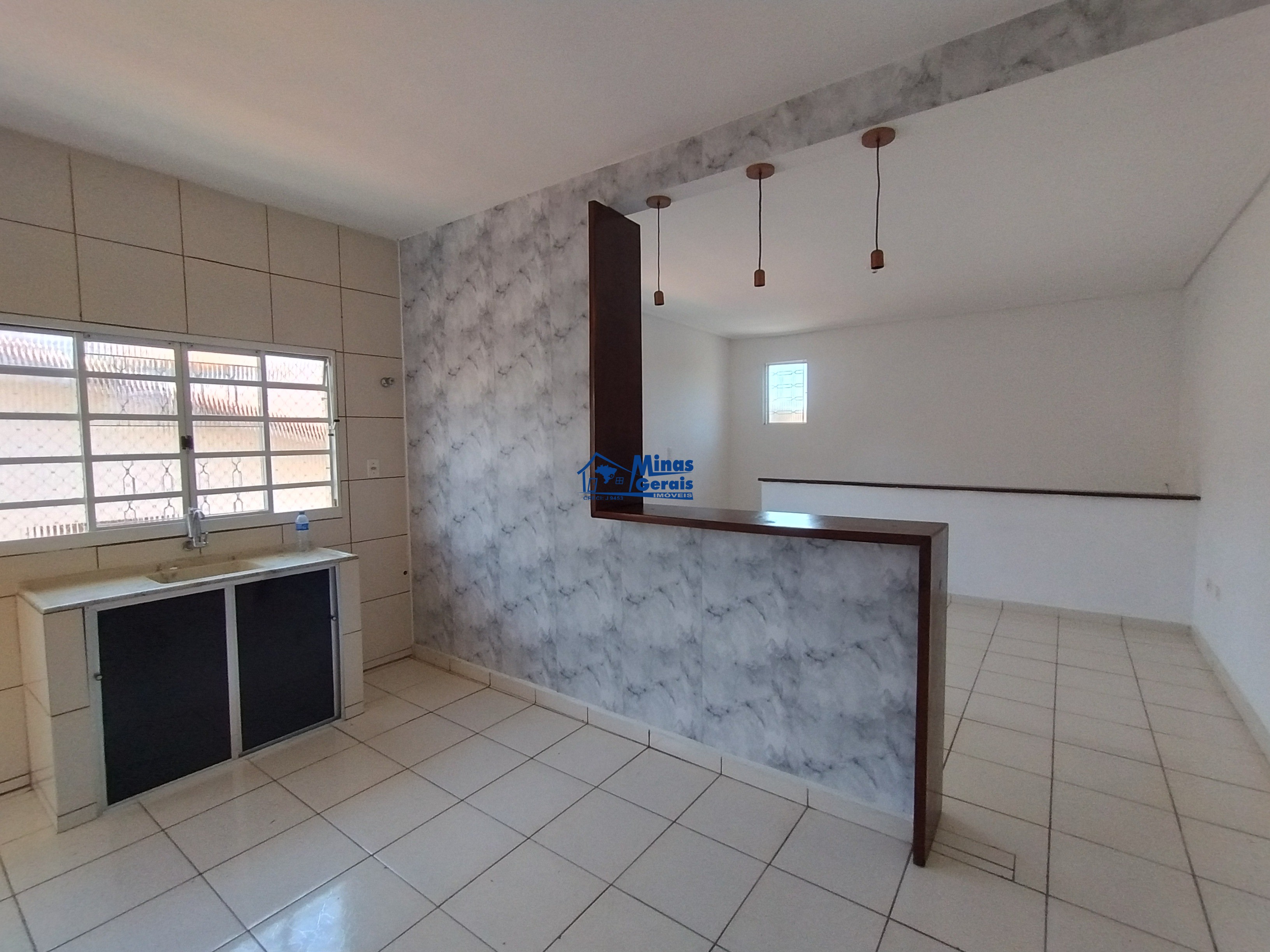 Casa para alugar com 2 quartos, 75m² - Foto 17