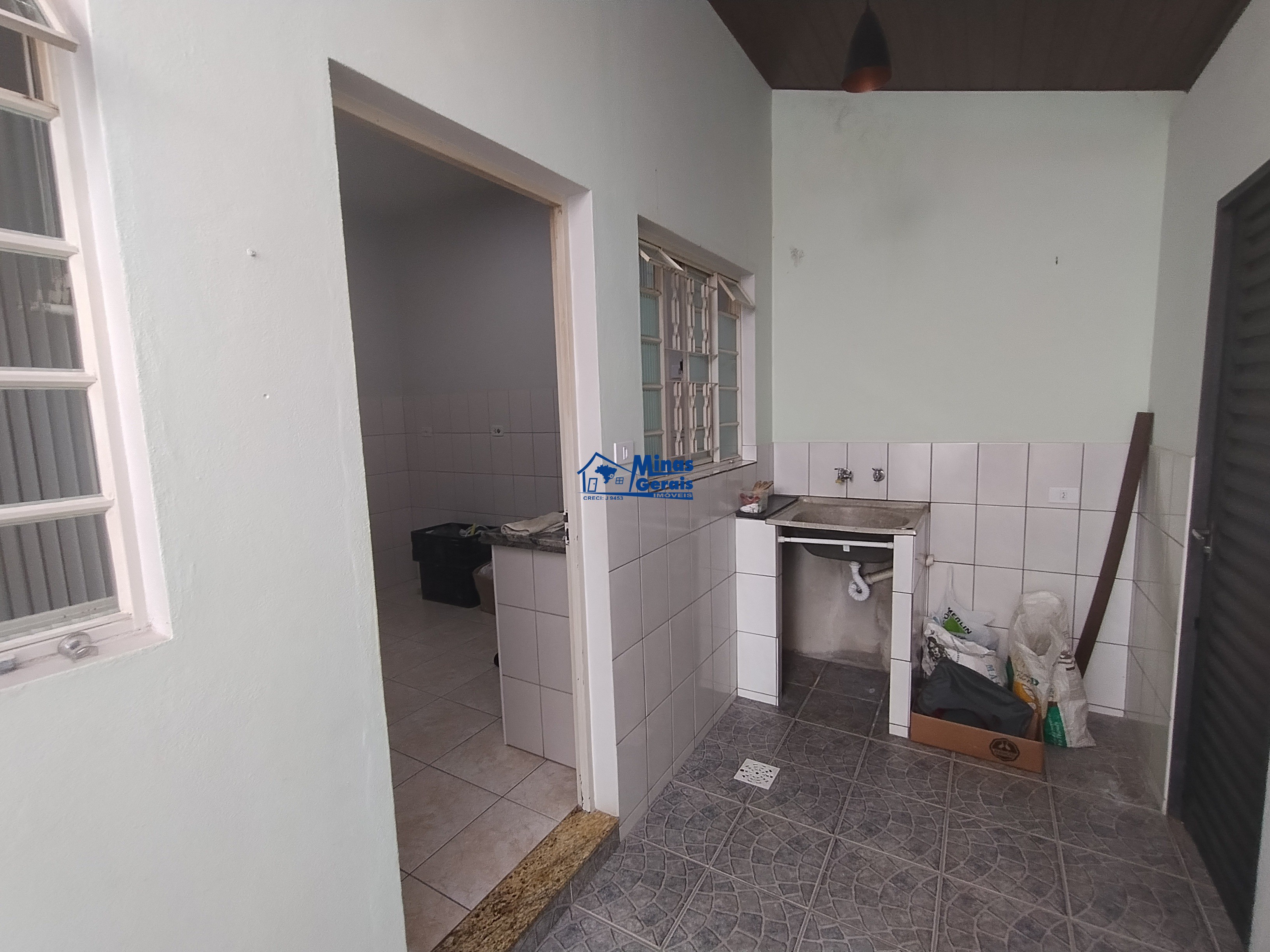 Casa para alugar com 1 quarto, 30m² - Foto 10