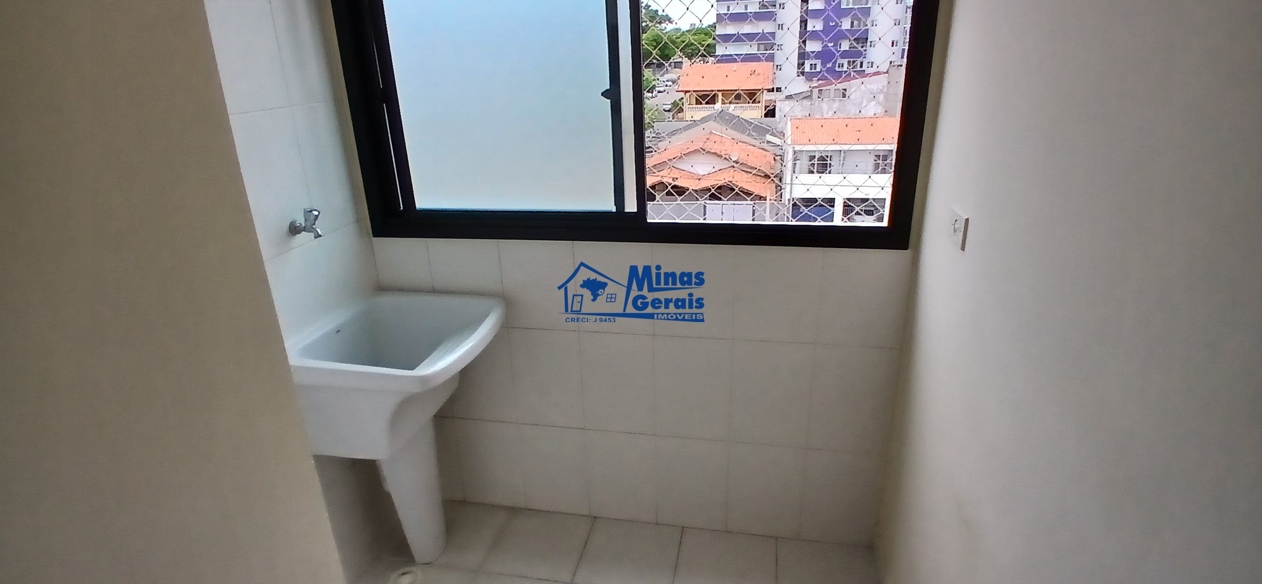 Apartamento para alugar com 2 quartos, 65m² - Foto 8