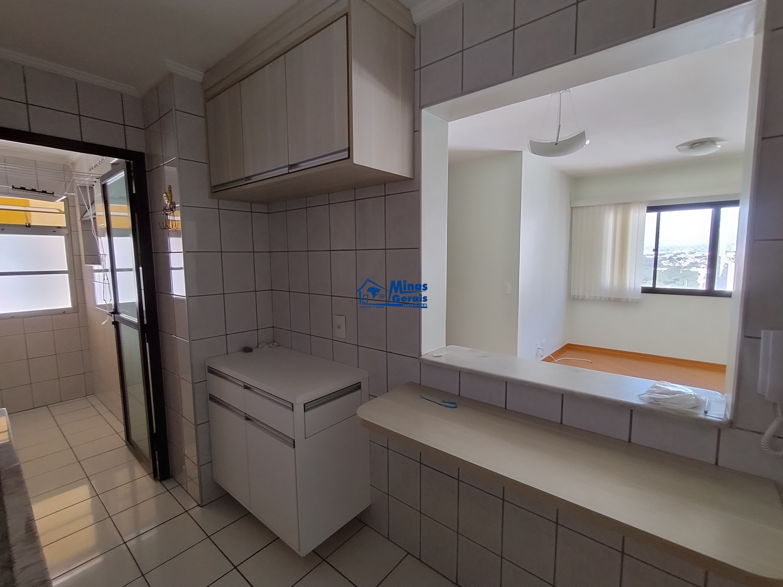 Apartamento para alugar com 3 quartos, 75m² - Foto 12