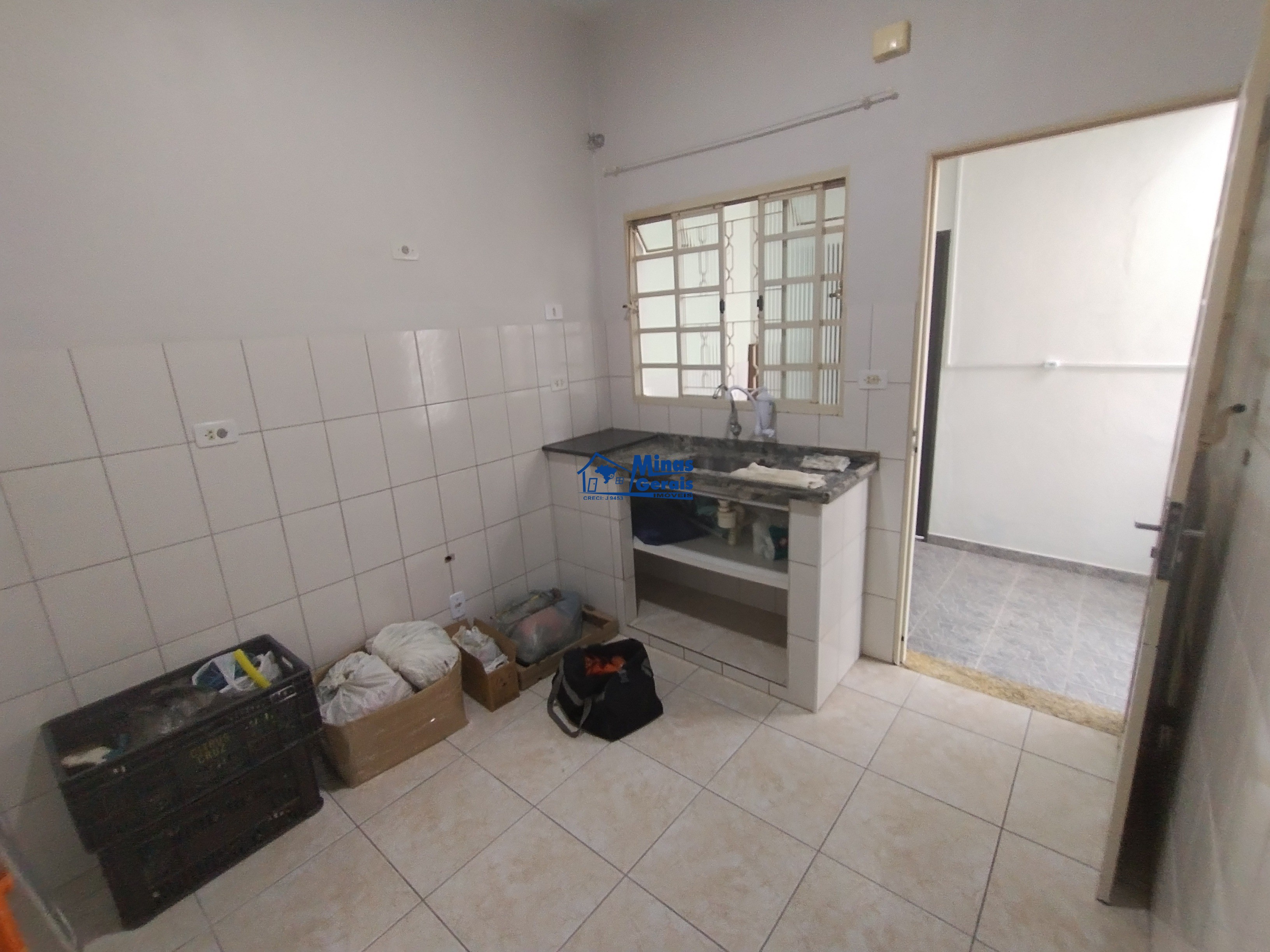 Casa para alugar com 1 quarto, 30m² - Foto 6