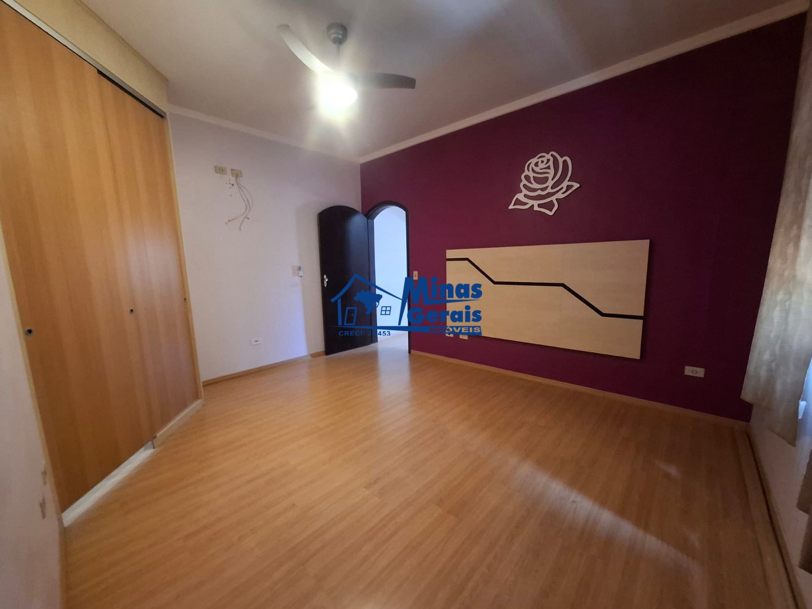 Casa à venda com 3 quartos, 170m² - Foto 7