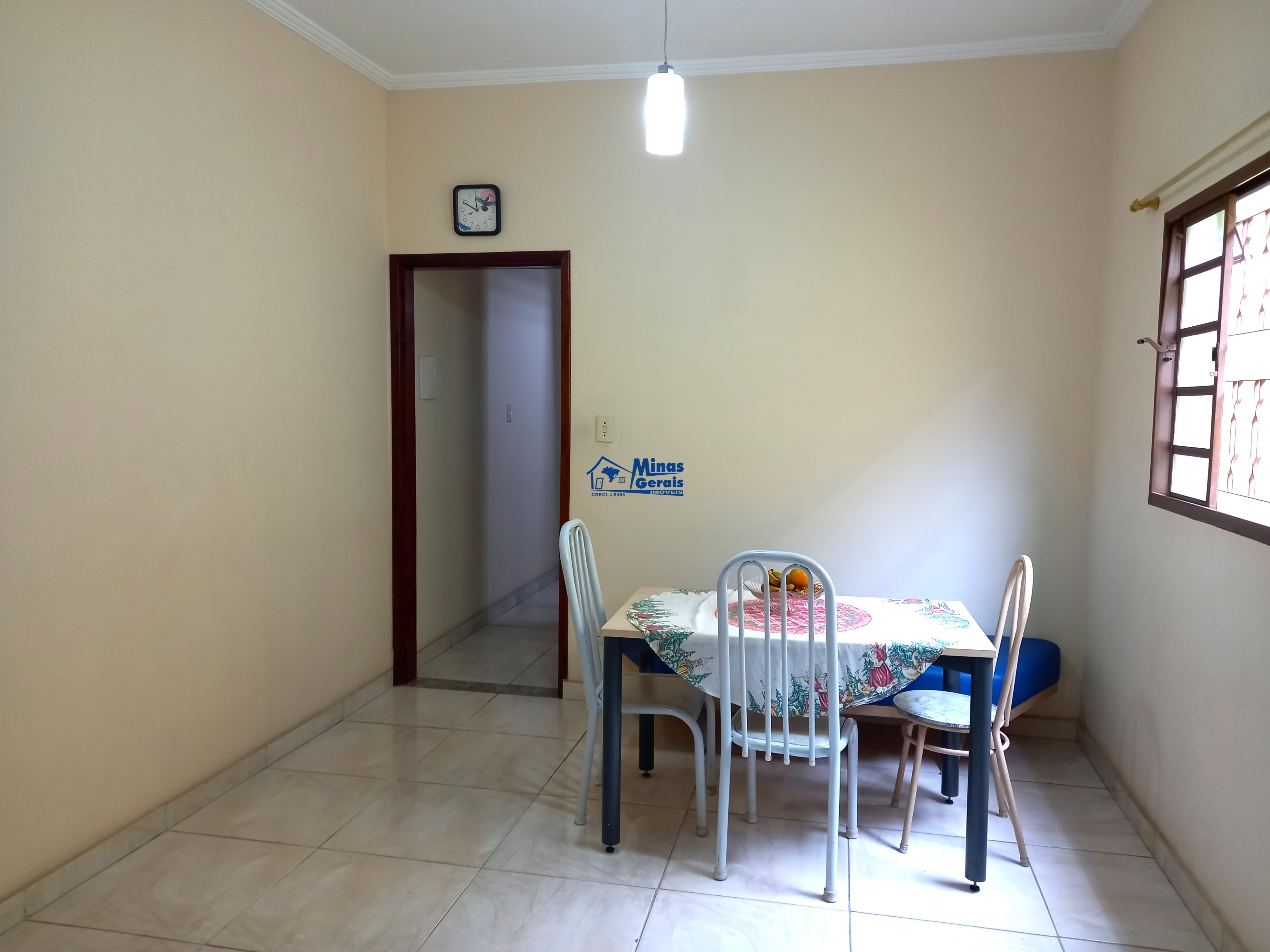 Casa à venda com 3 quartos, 111m² - Foto 10