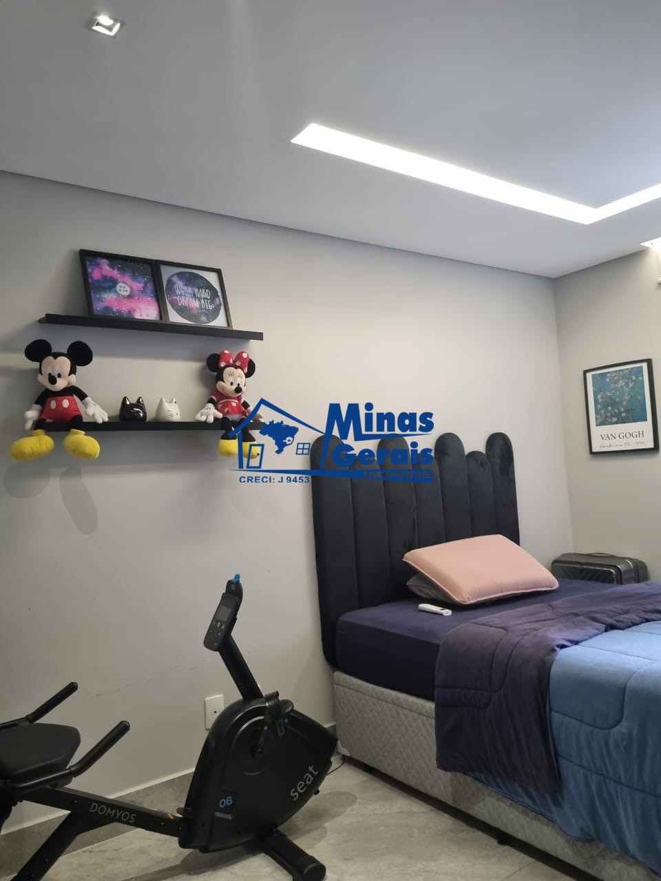 Apartamento à venda com 2 quartos, 75m² - Foto 8