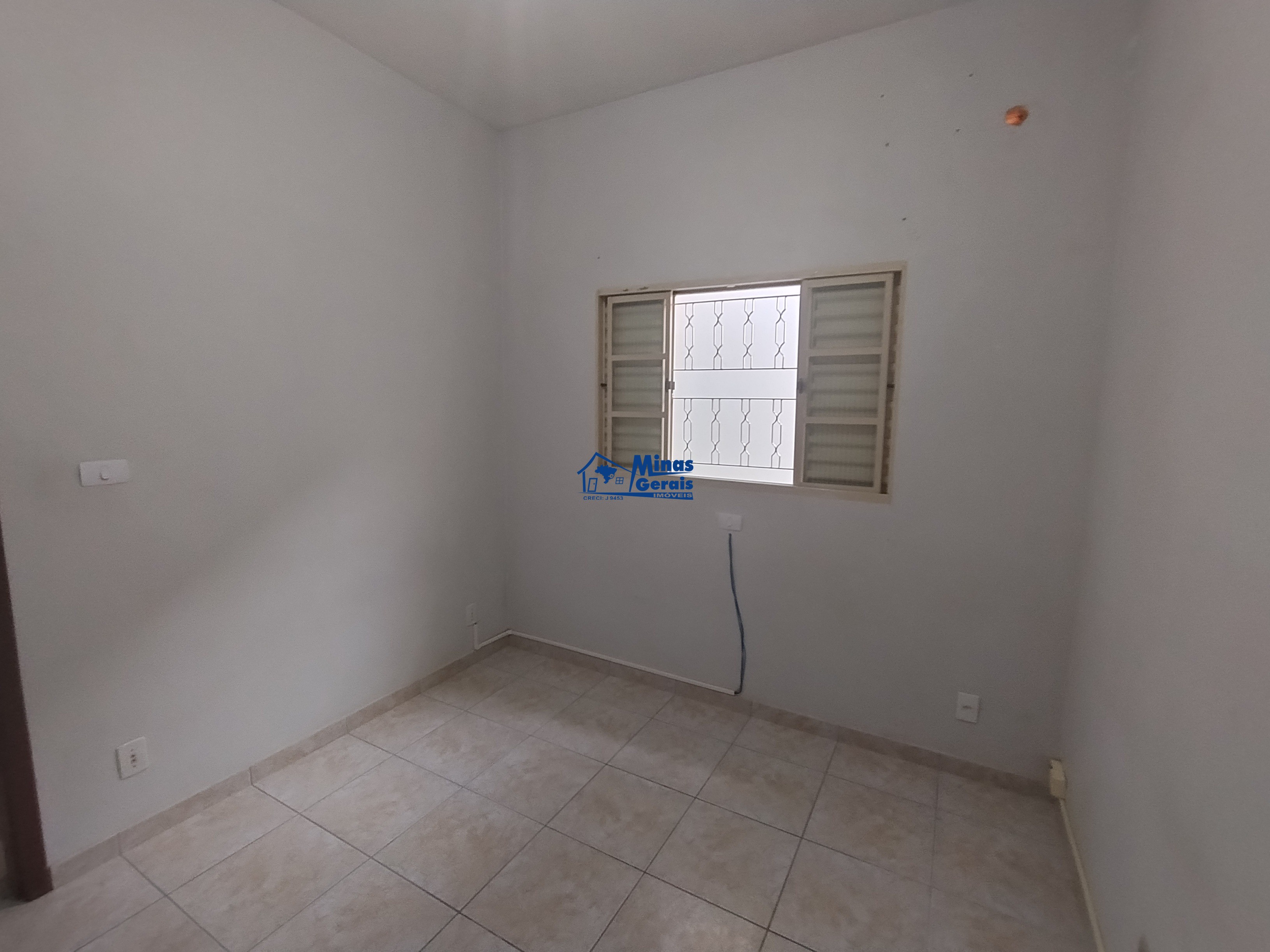 Casa para alugar com 1 quarto, 30m² - Foto 8