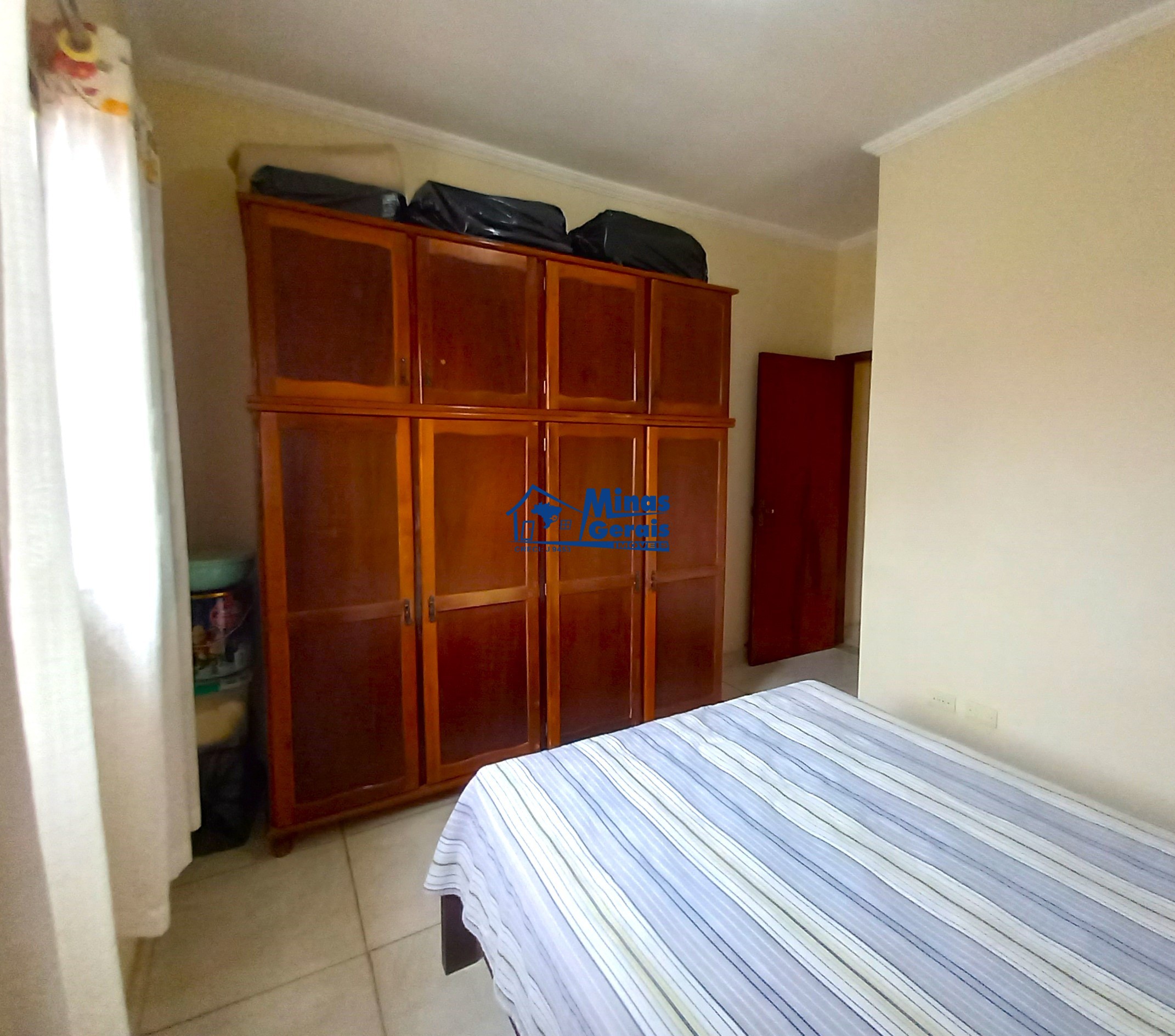 Casa à venda com 3 quartos, 111m² - Foto 26