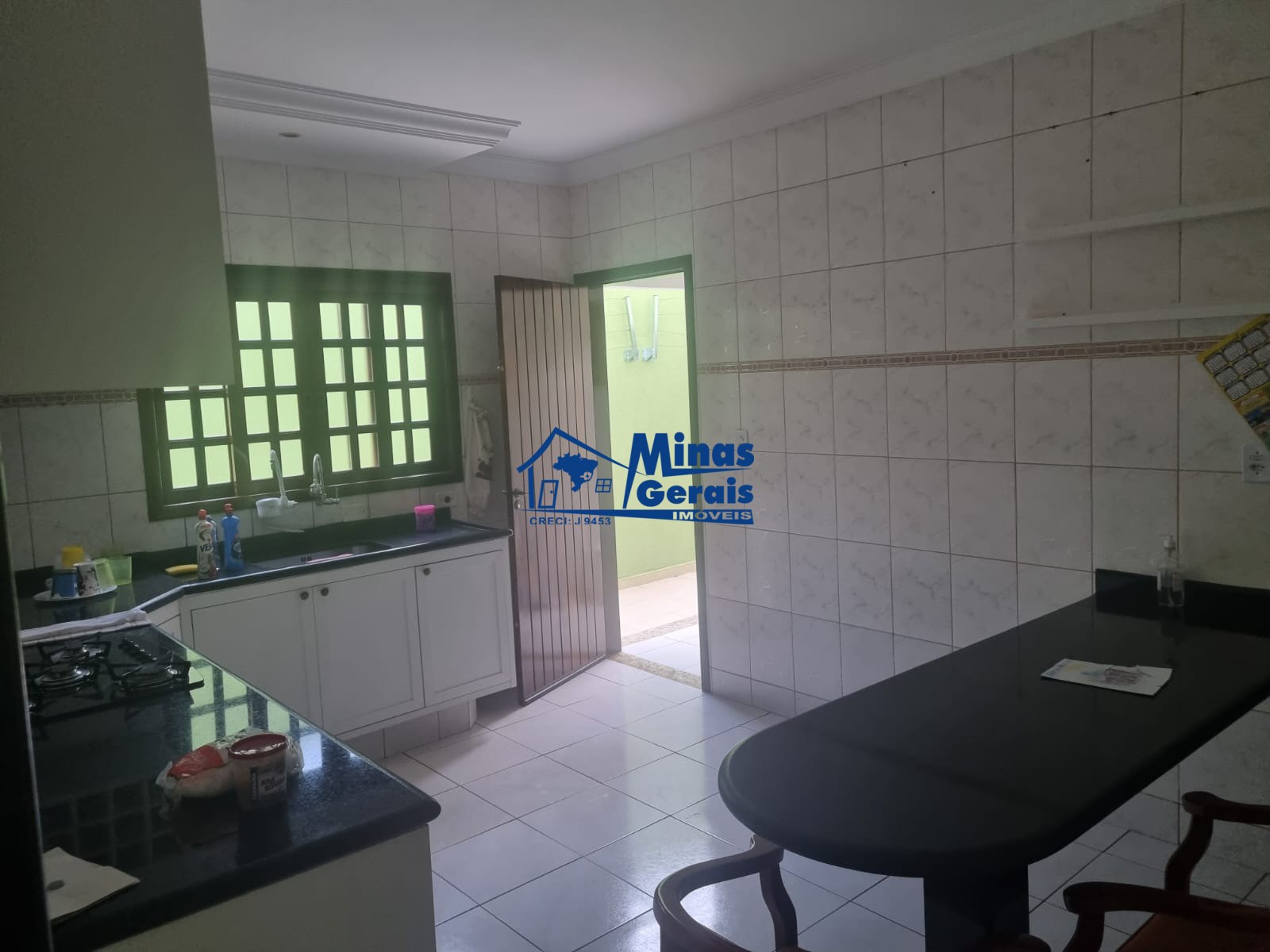 Casa à venda com 3 quartos, 99m² - Foto 6