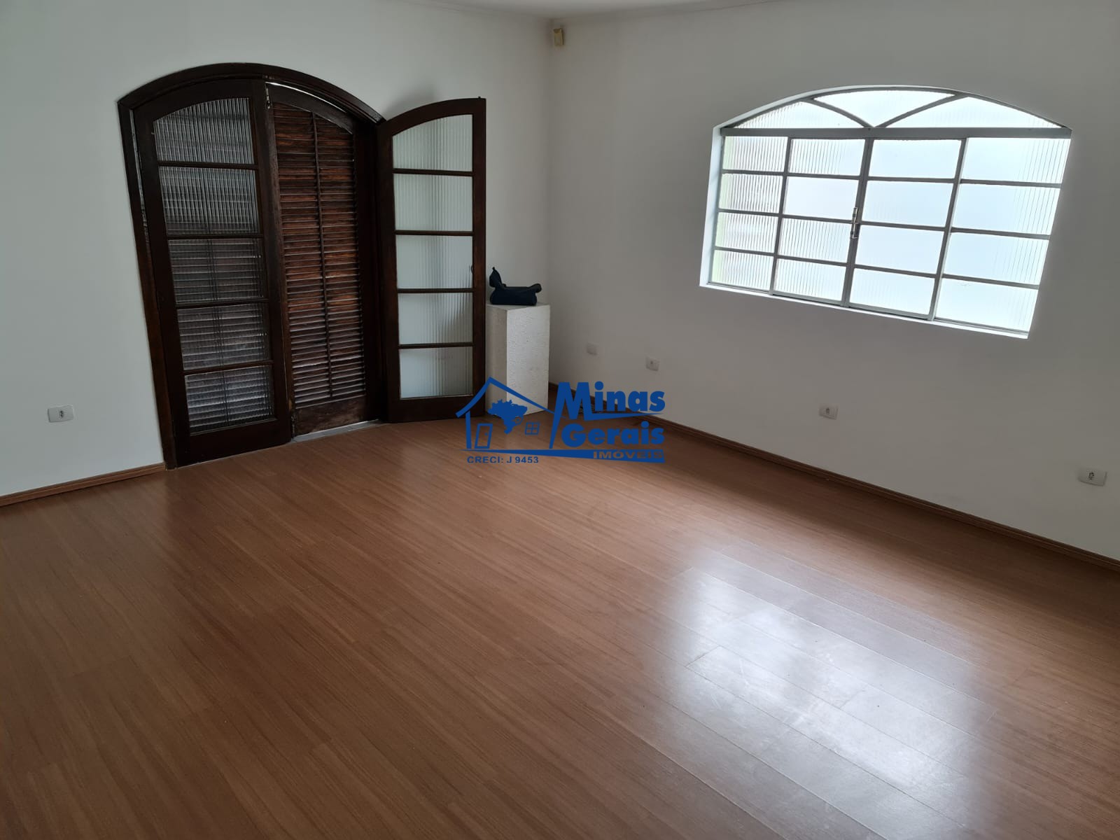 Casa para alugar com 3 quartos, 250m² - Foto 7