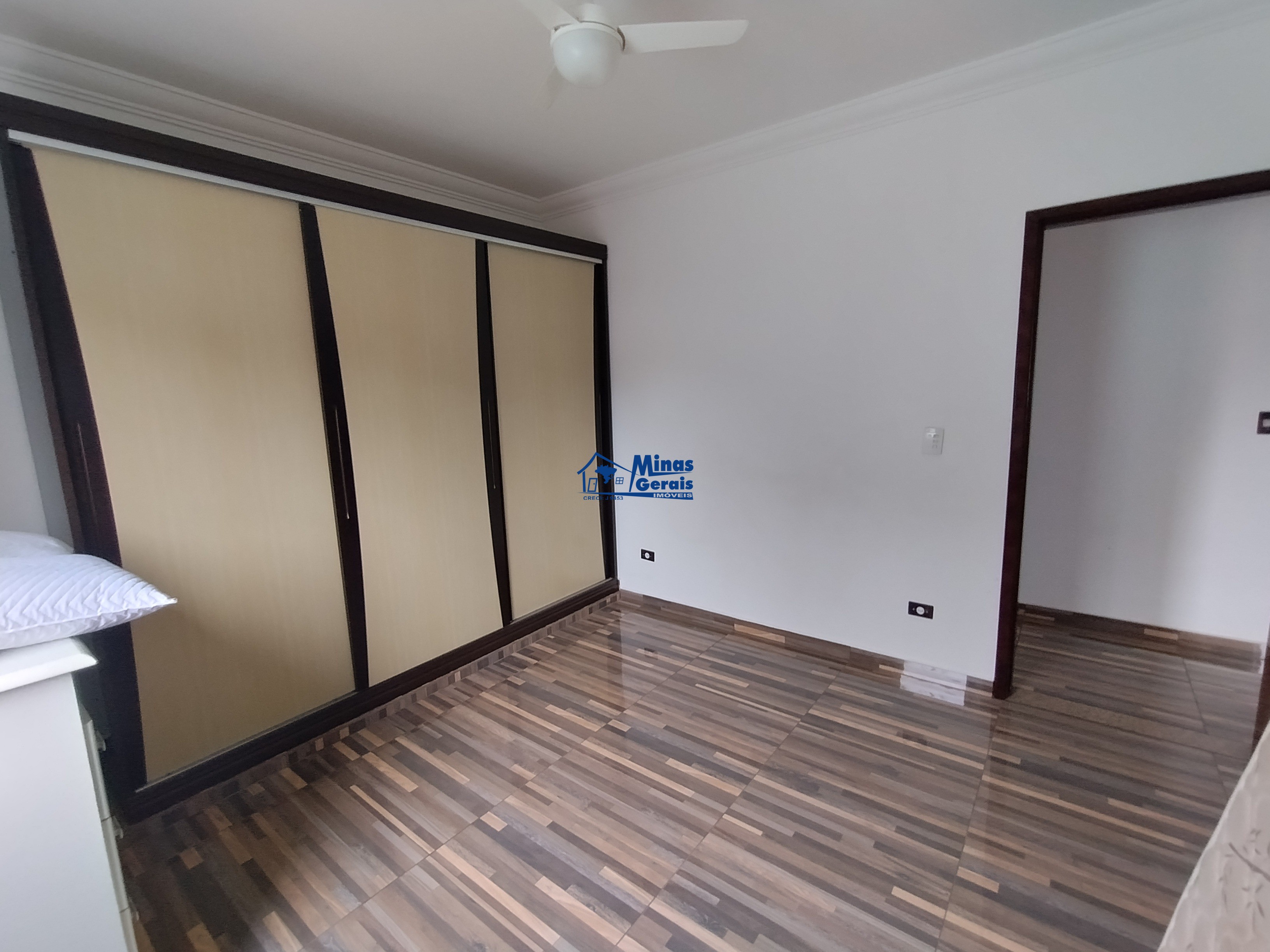 Casa para alugar com 3 quartos, 90m² - Foto 22