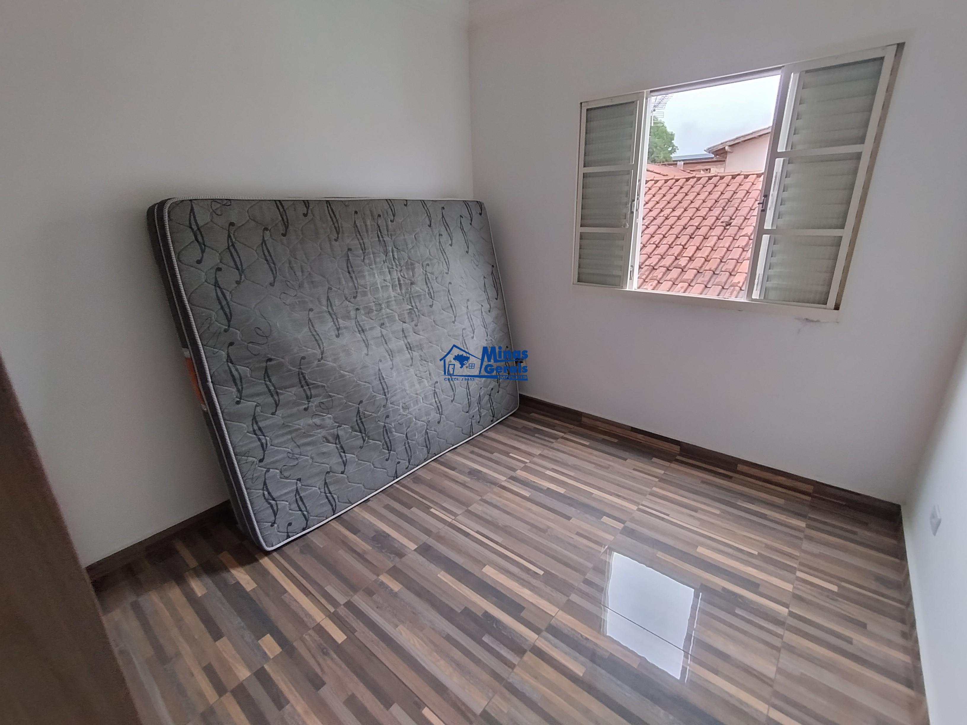 Casa para alugar com 3 quartos, 90m² - Foto 29