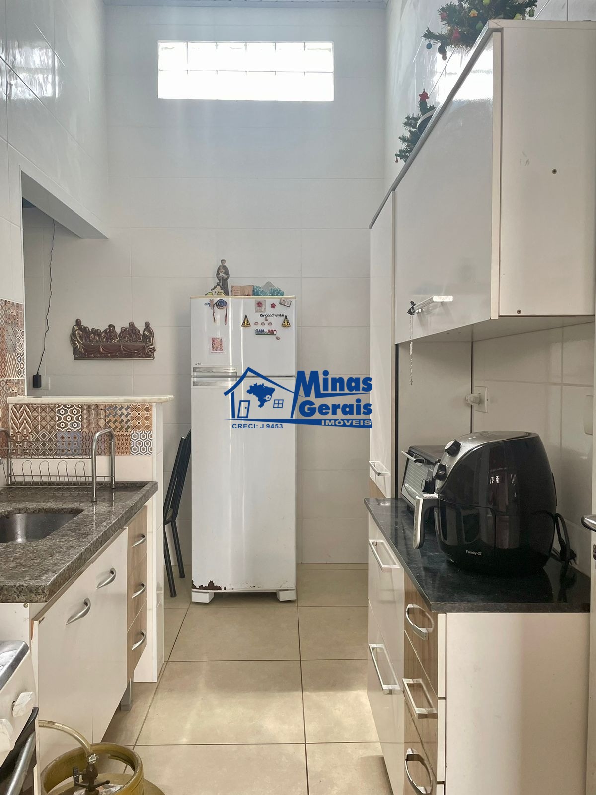 Casa à venda com 3 quartos, 209m² - Foto 6