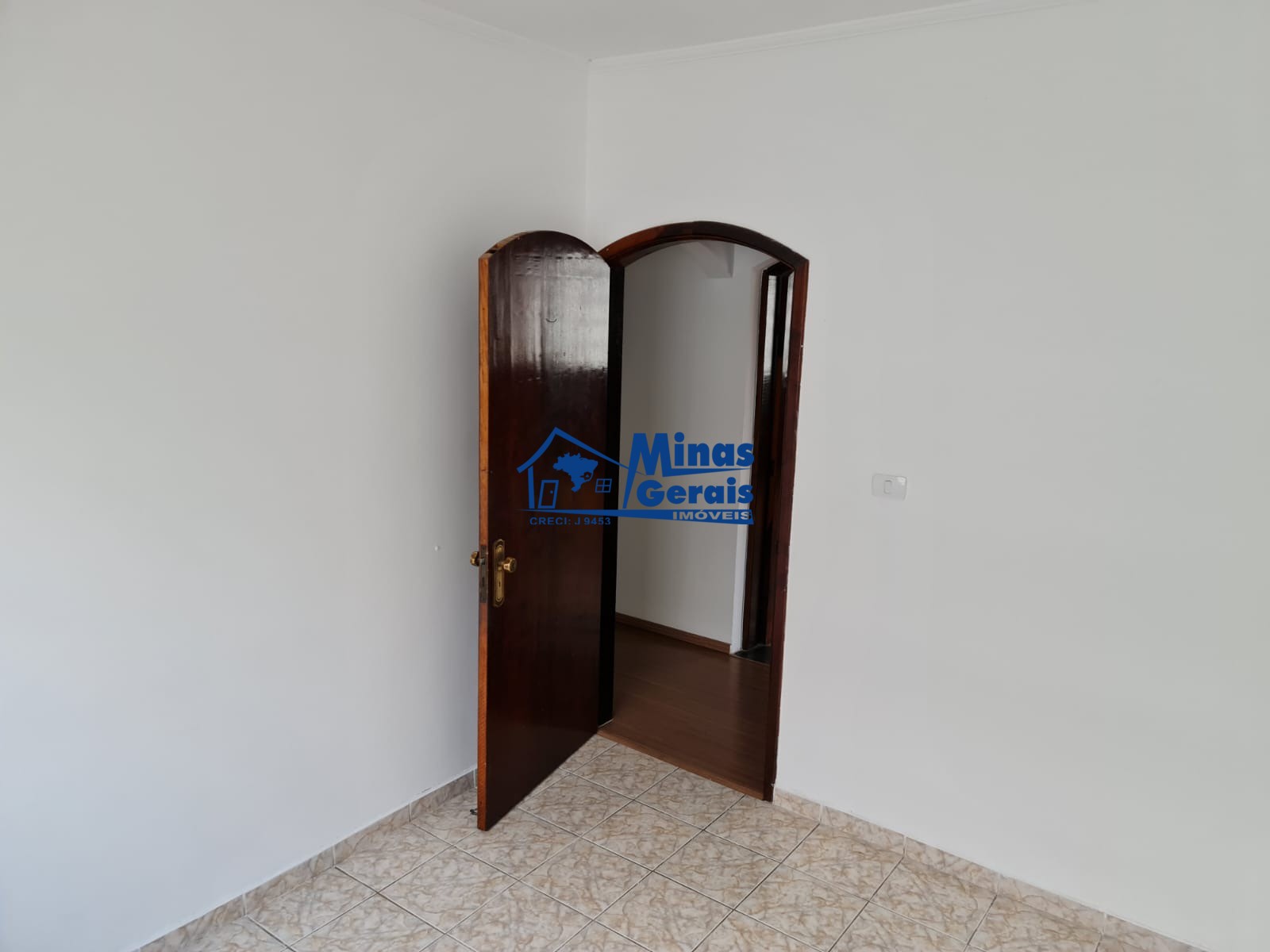 Casa para alugar com 3 quartos, 250m² - Foto 18