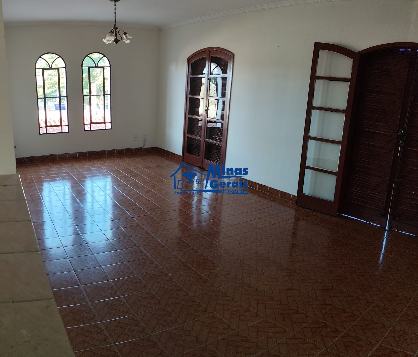 Casa para alugar com 8 quartos, 387m² - Foto 19