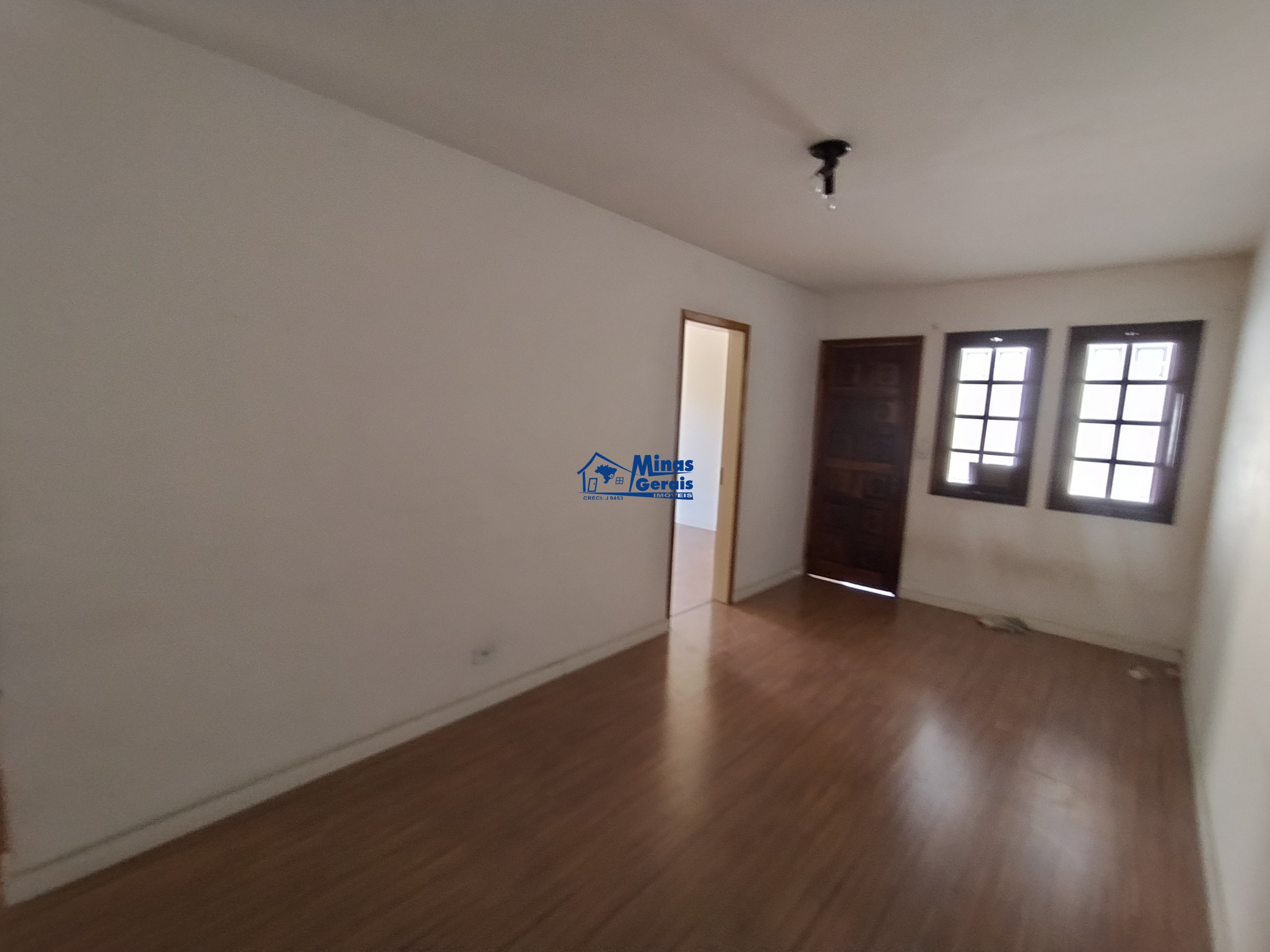 Casa para alugar com 3 quartos, 75m² - Foto 4