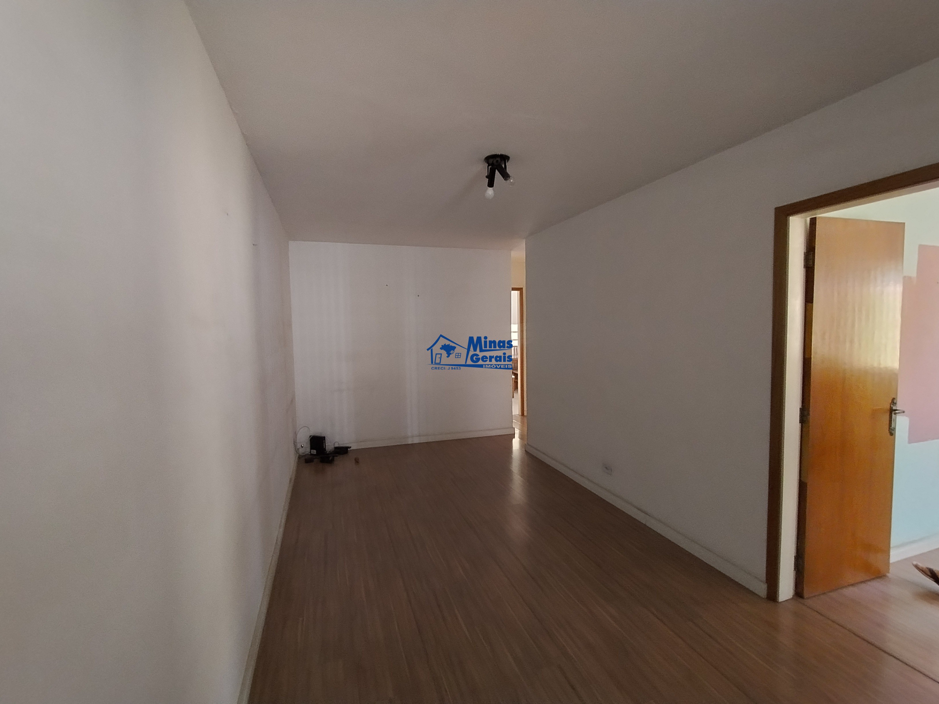 Casa para alugar com 3 quartos, 75m² - Foto 8