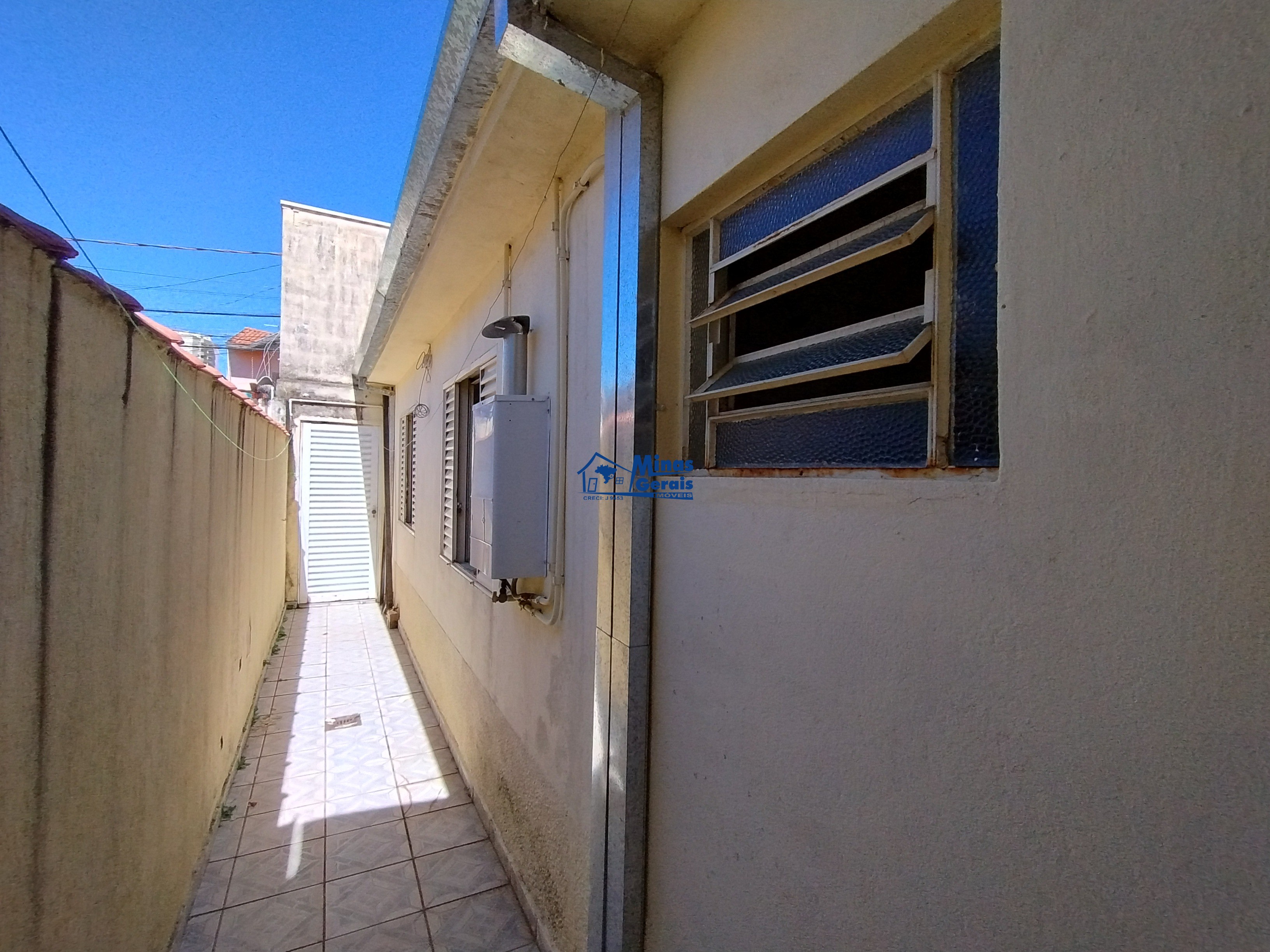 Casa para alugar com 3 quartos, 75m² - Foto 16