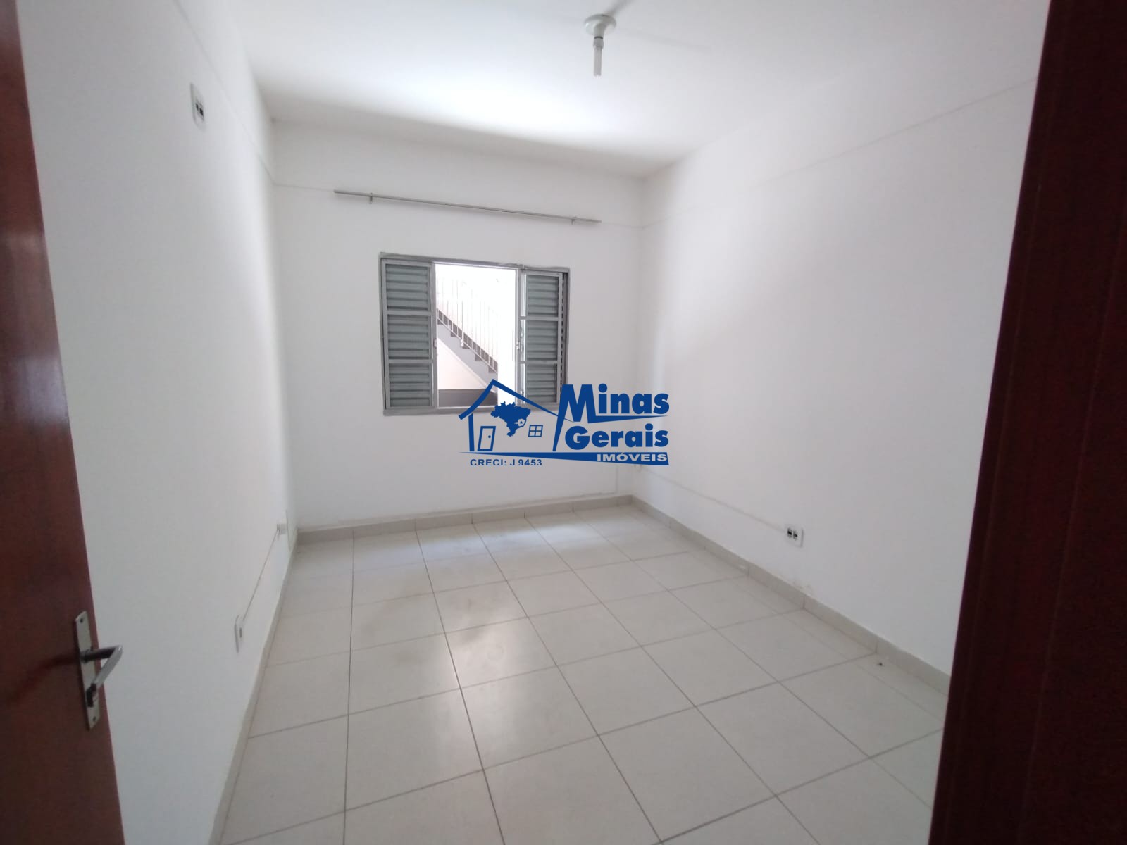 Casa à venda com 2 quartos, 172m² - Foto 8