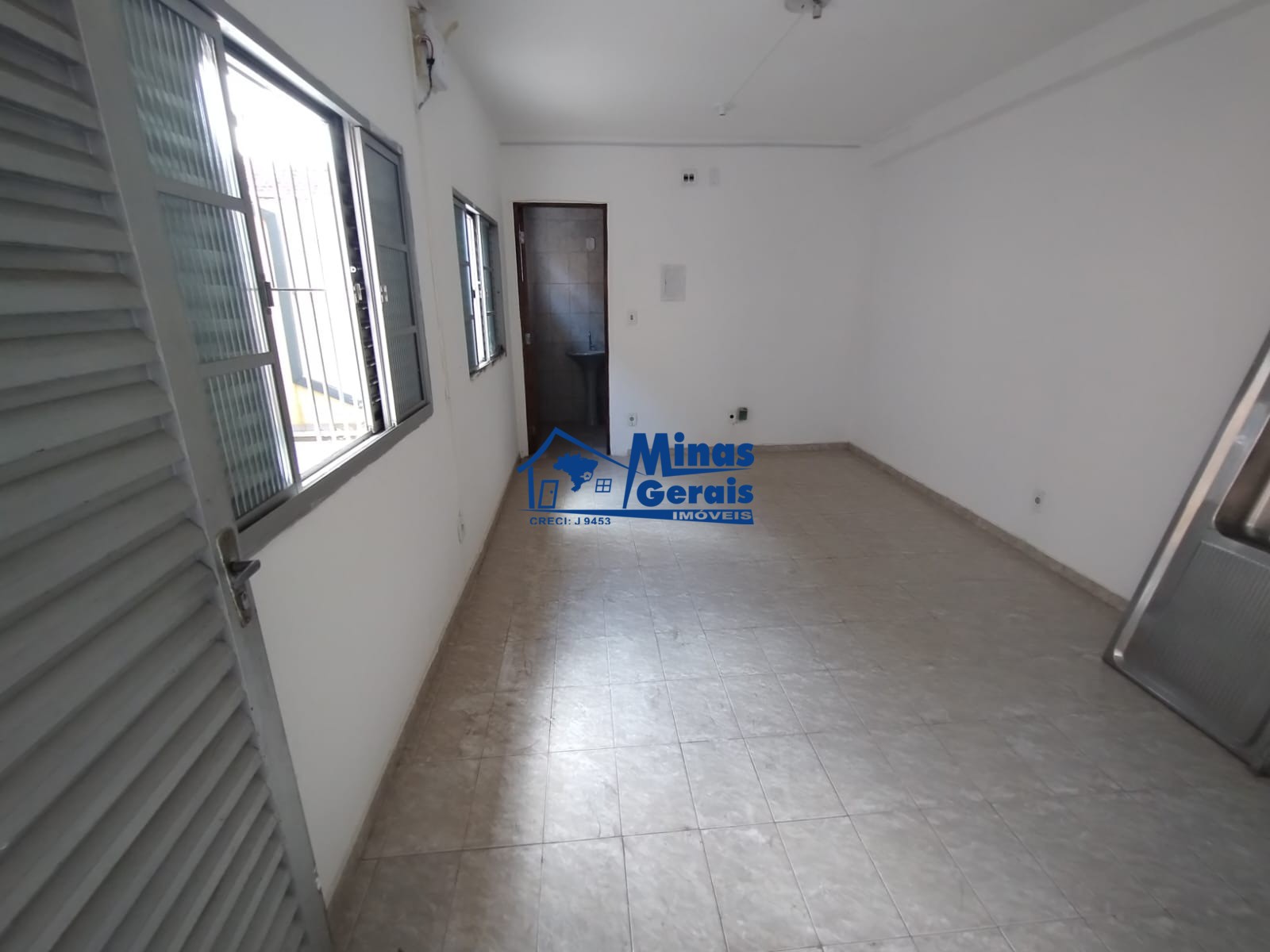 Casa à venda com 2 quartos, 172m² - Foto 11