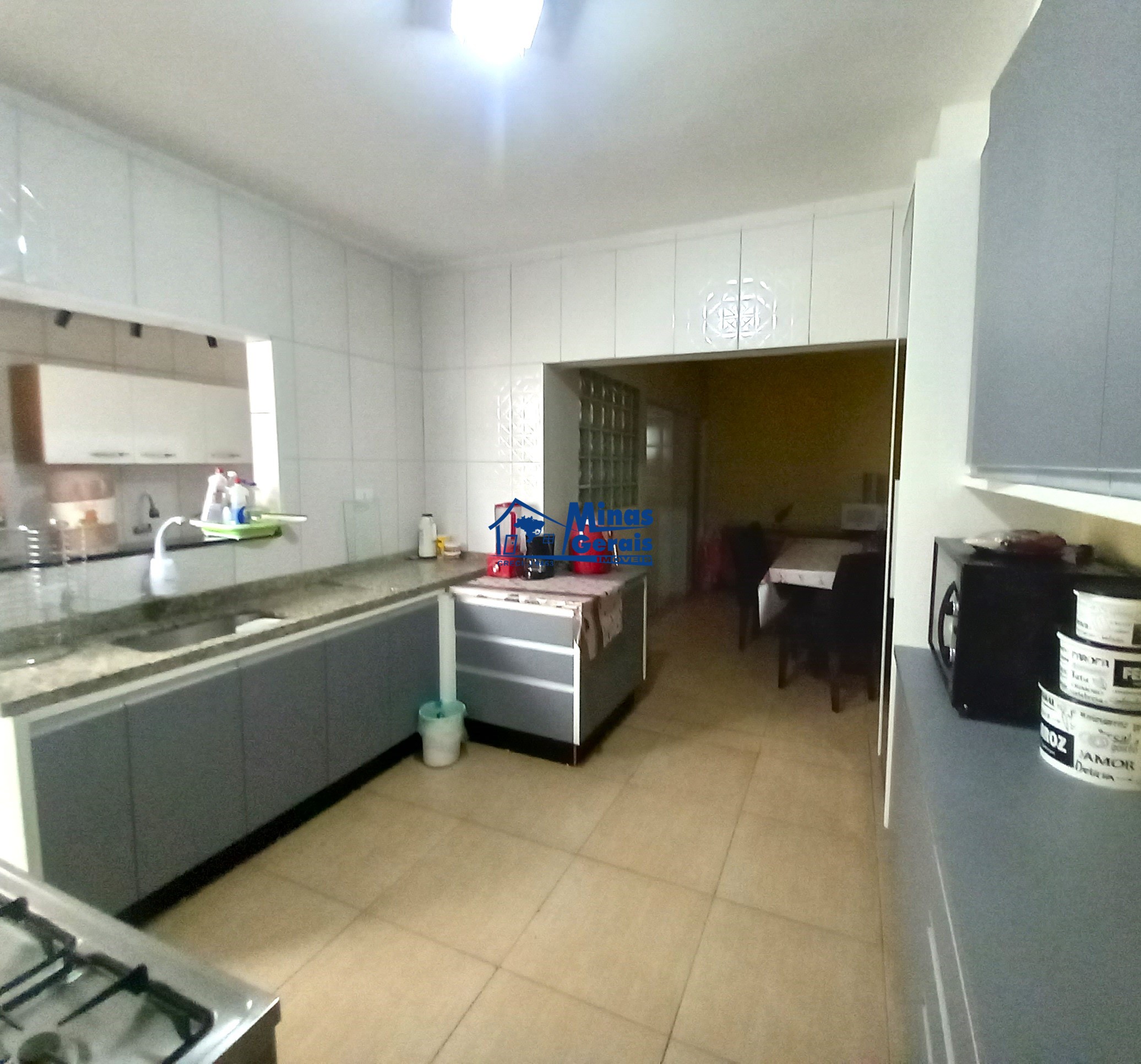 Casa para alugar com 3 quartos, 130m² - Foto 9