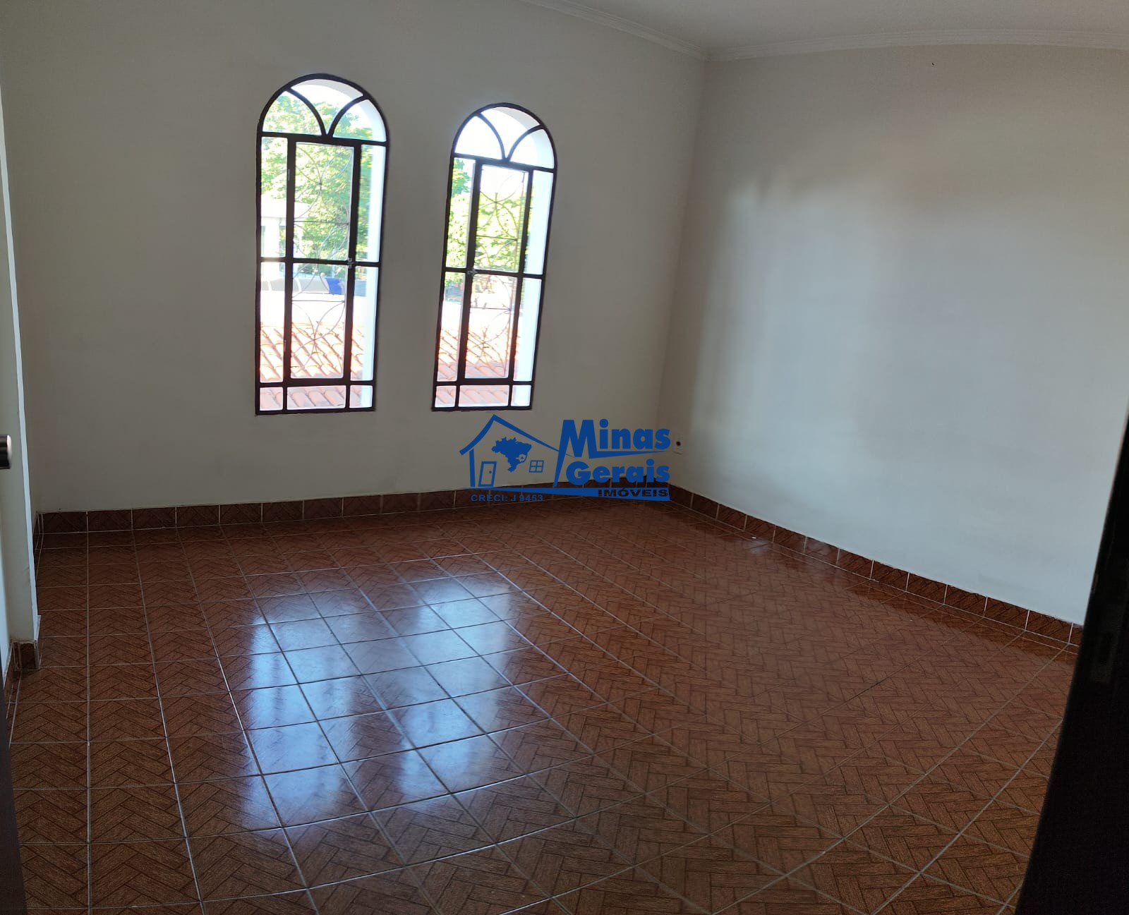 Casa para alugar com 8 quartos, 387m² - Foto 16