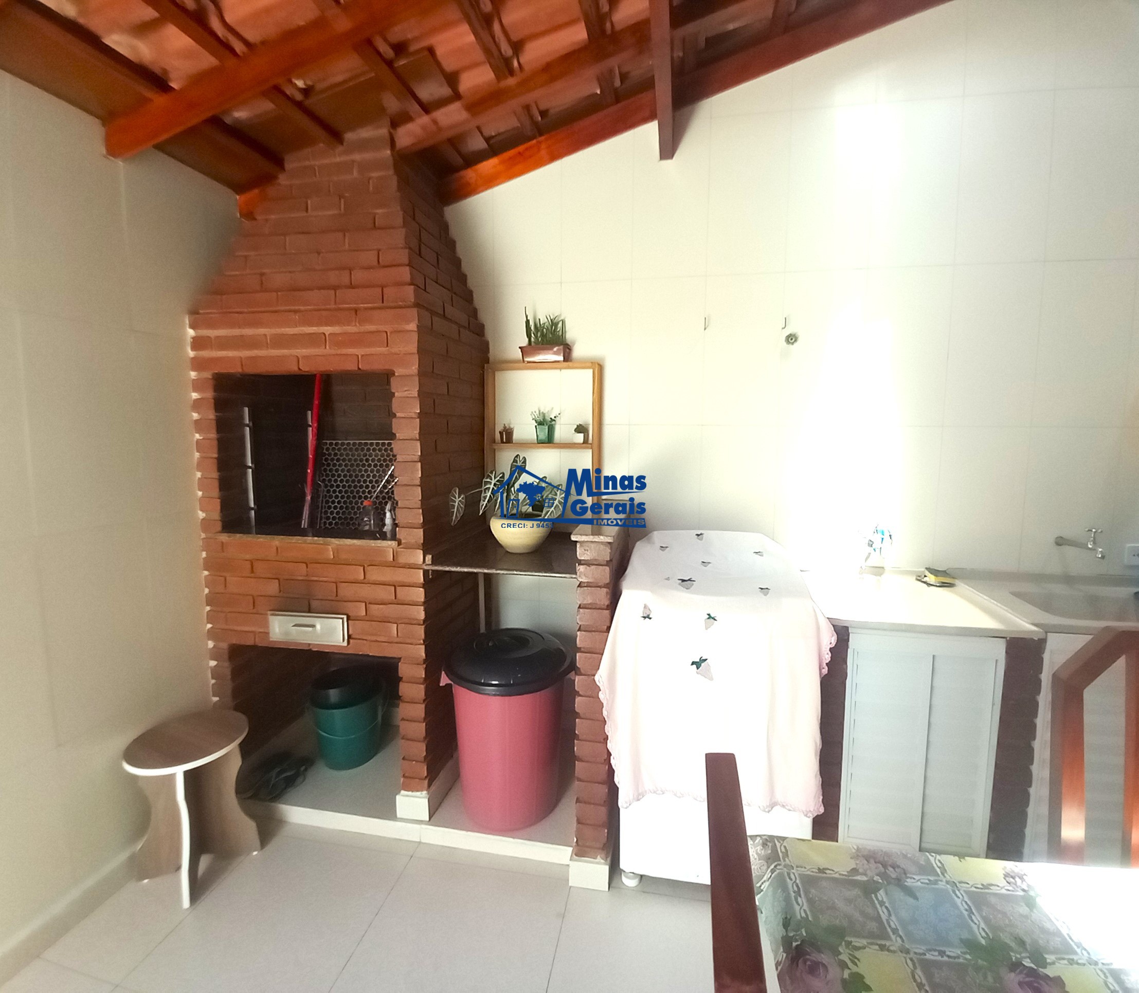 Casa à venda com 2 quartos, 70m² - Foto 23