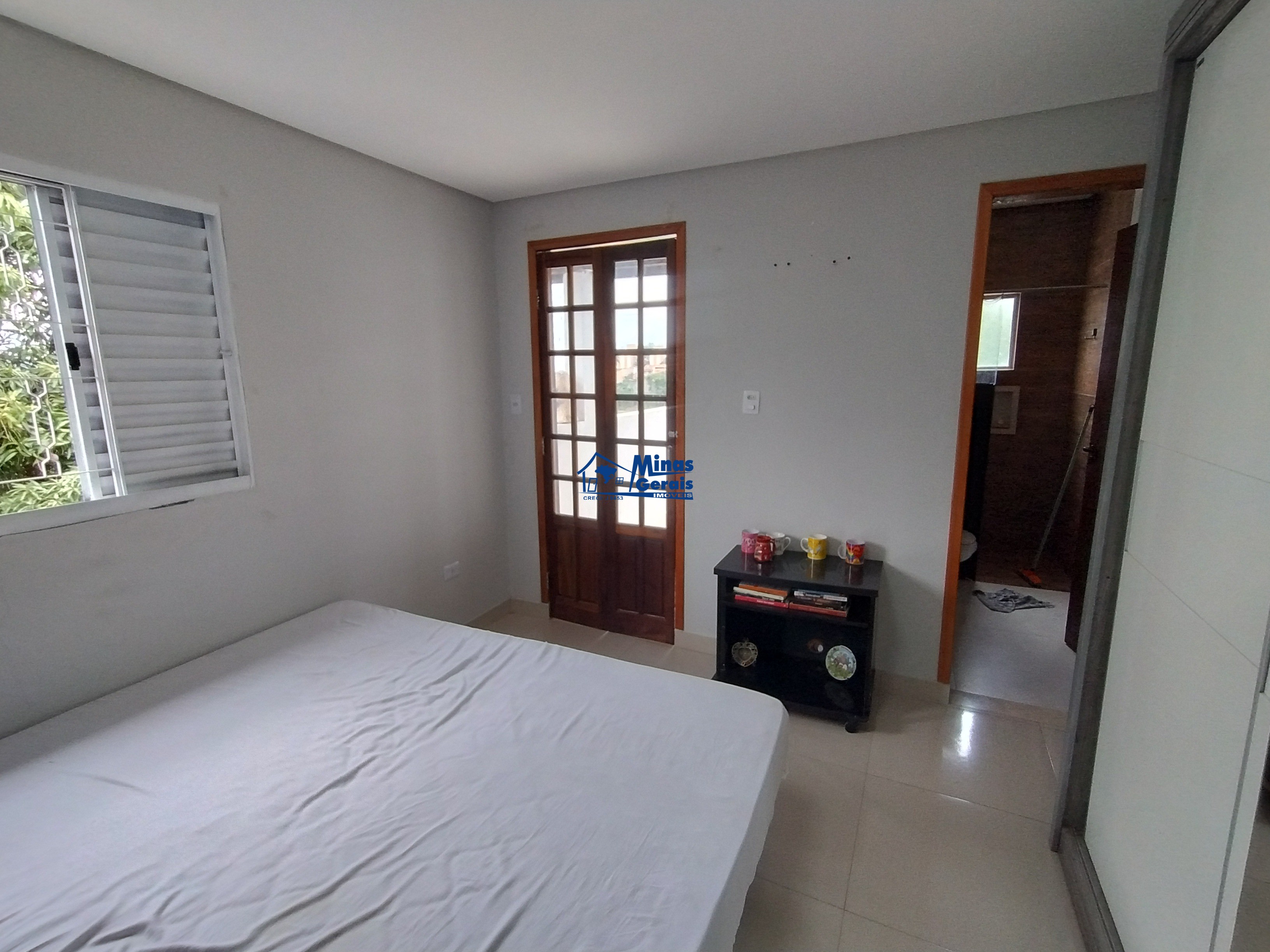 Casa à venda com 3 quartos, 165m² - Foto 14