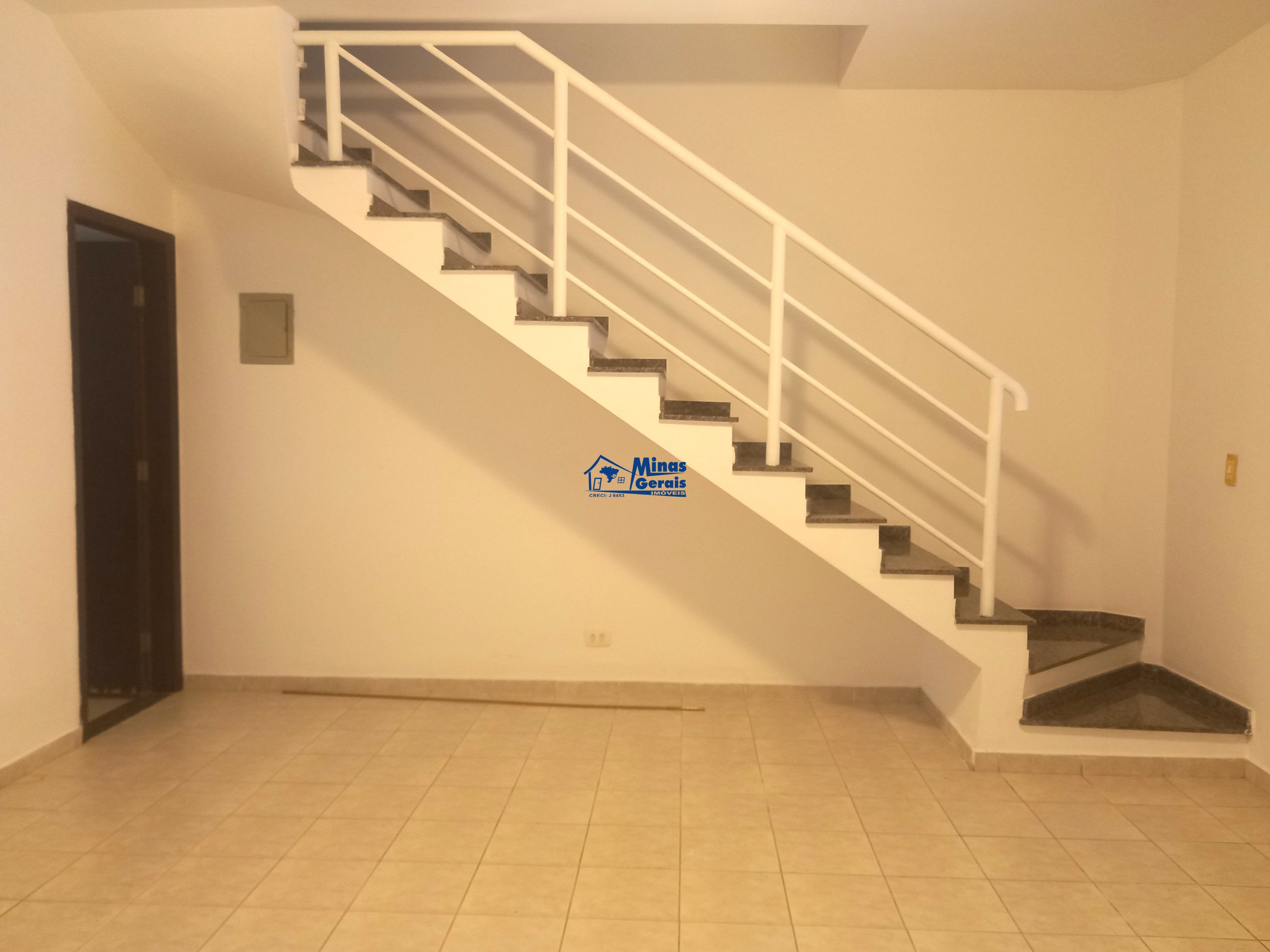 Casa para alugar com 3 quartos, 84m² - Foto 5