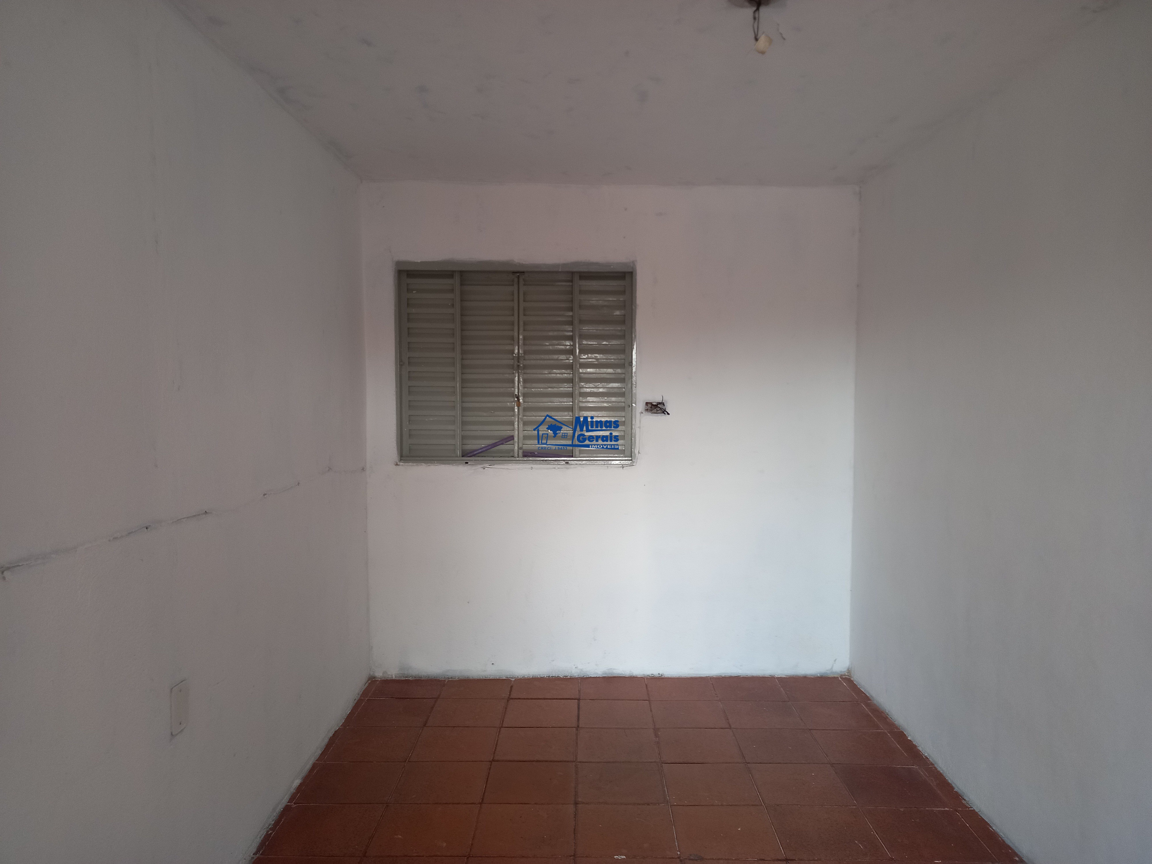 Casa à venda com 2 quartos, 80m² - Foto 11