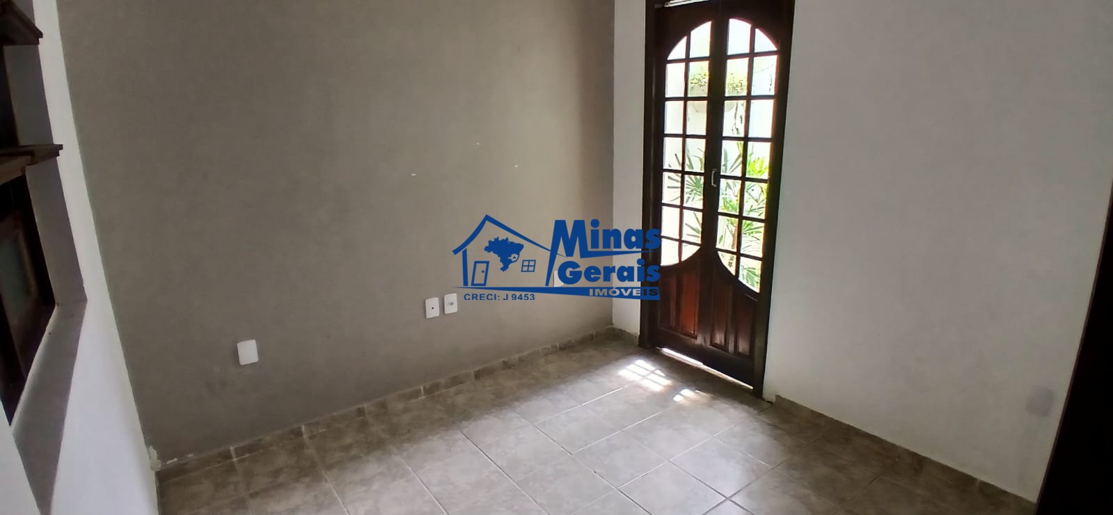 Casa para alugar com 4 quartos, 203m² - Foto 14