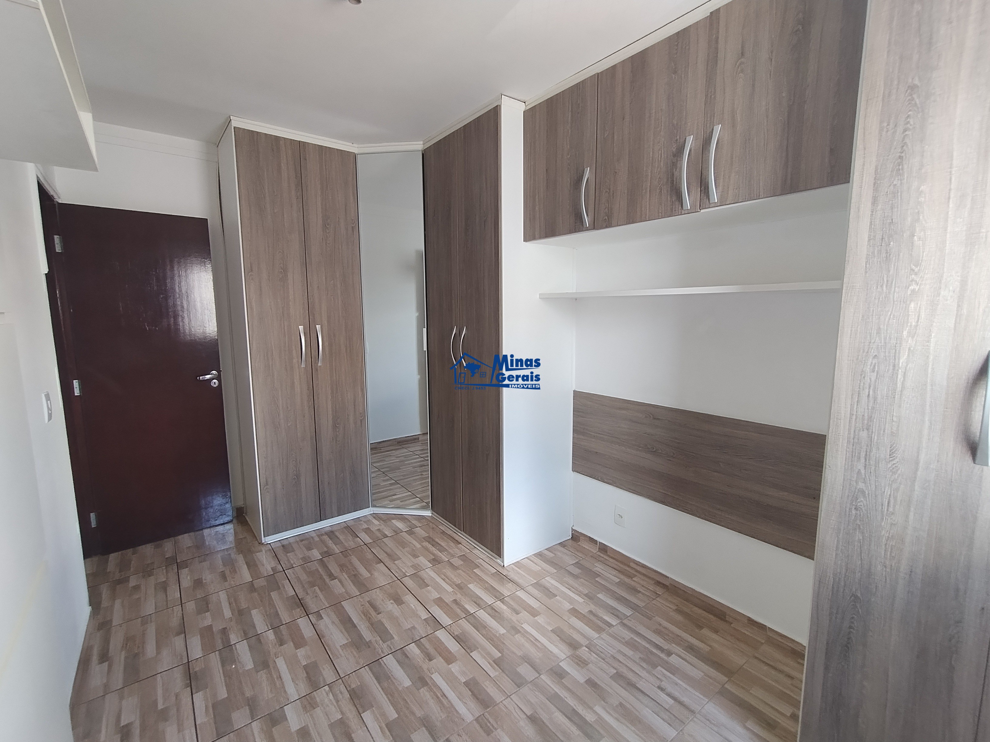 Apartamento à venda com 2 quartos, 45m² - Foto 13