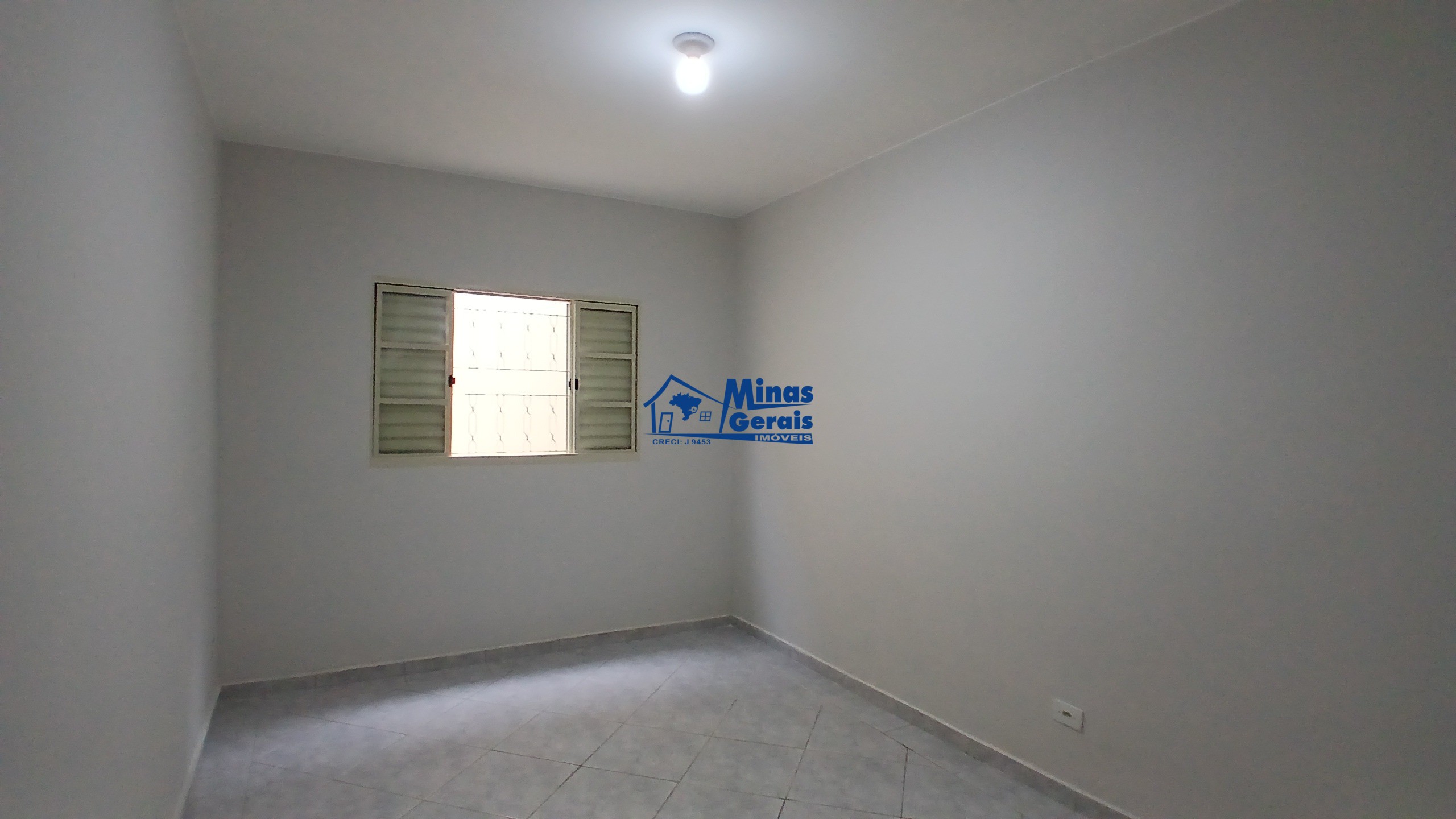 Casa à venda com 3 quartos, 68m² - Foto 13