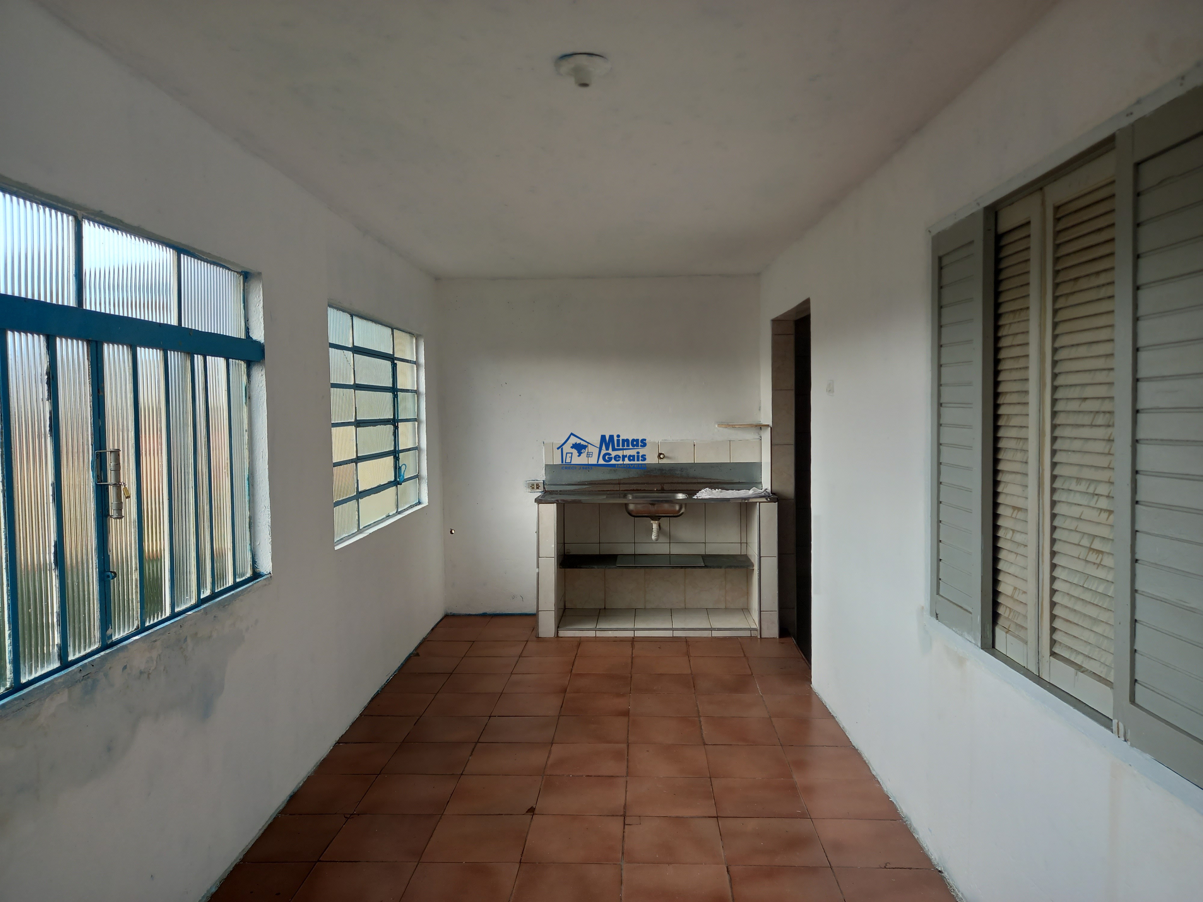 Casa à venda com 2 quartos, 80m² - Foto 13