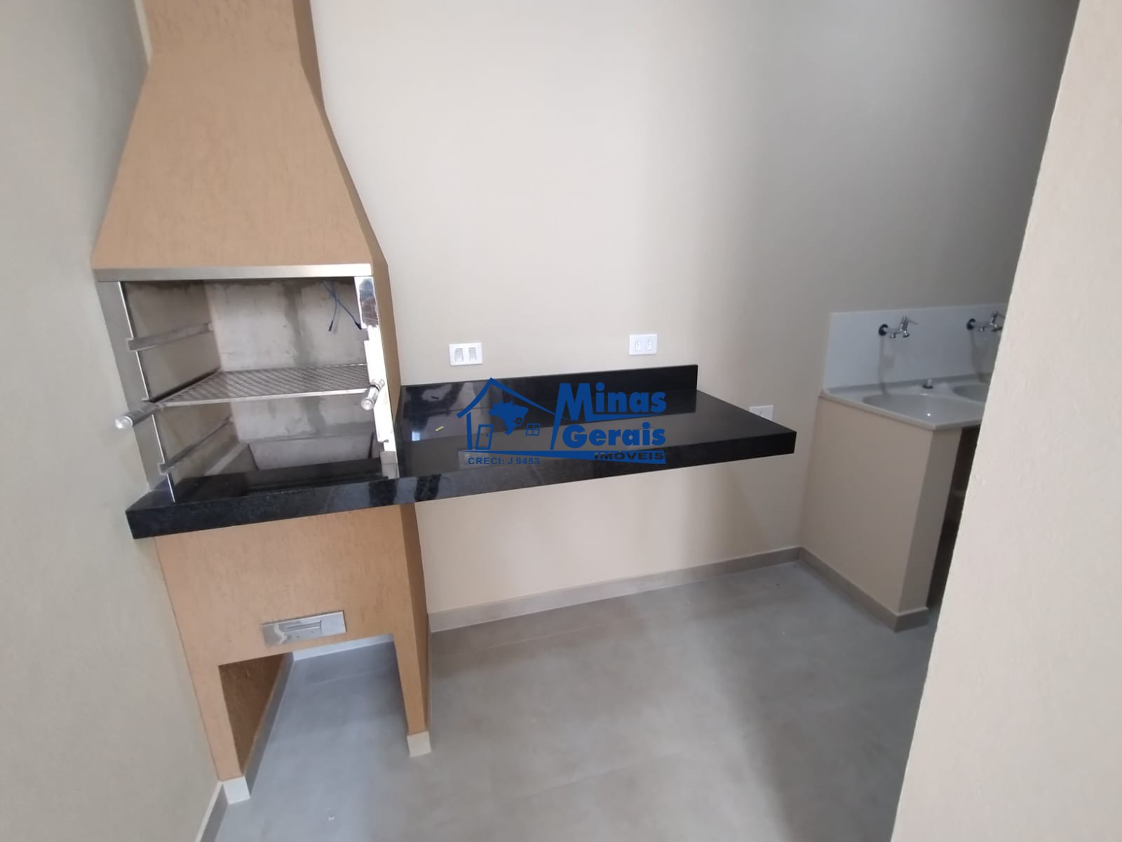 Casa à venda com 3 quartos, 100m² - Foto 10