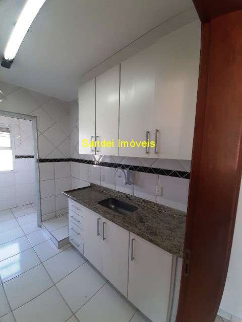 Apartamento para alugar com 2 quartos, 62m² - Foto 9