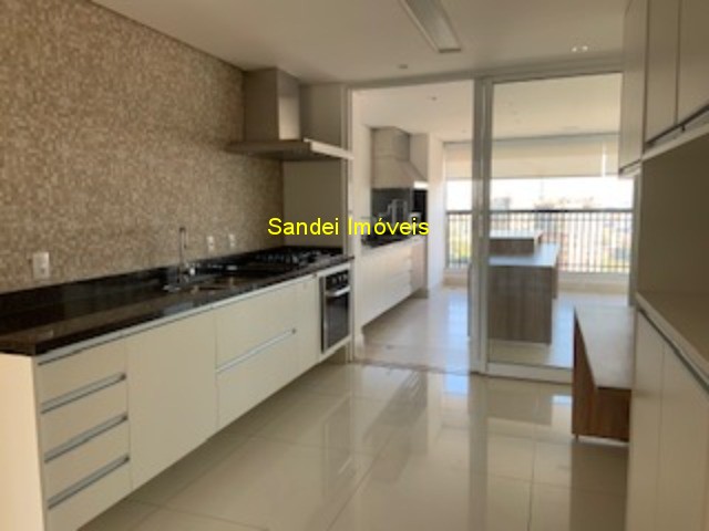 Apartamento à venda com 3 quartos, 214m² - Foto 13