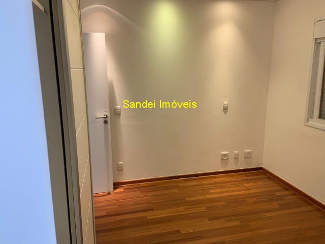 Apartamento à venda com 3 quartos, 214m² - Foto 16