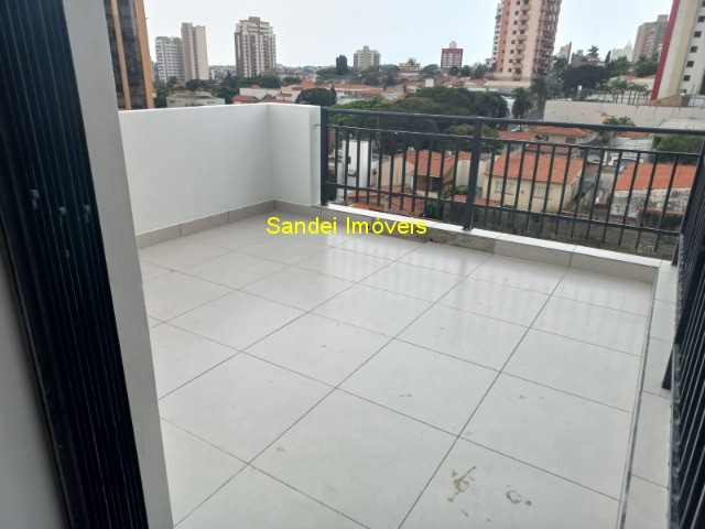 Sobrado à venda com 3 quartos, 150m² - Foto 1