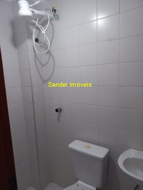 Apartamento para alugar com 2 quartos, 60m² - Foto 15