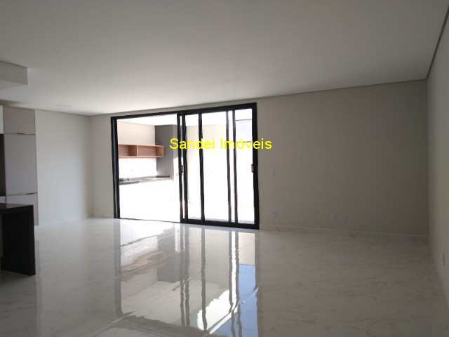 Casa de Condomínio à venda com 3 quartos, 160m² - Foto 2