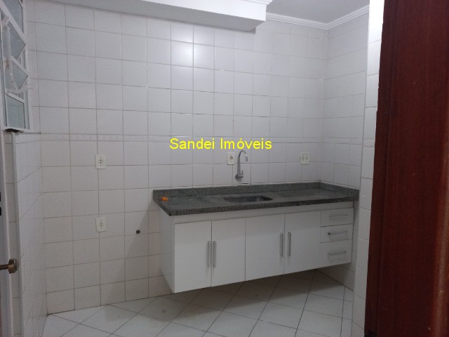 Apartamento para alugar com 2 quartos, 60m² - Foto 13